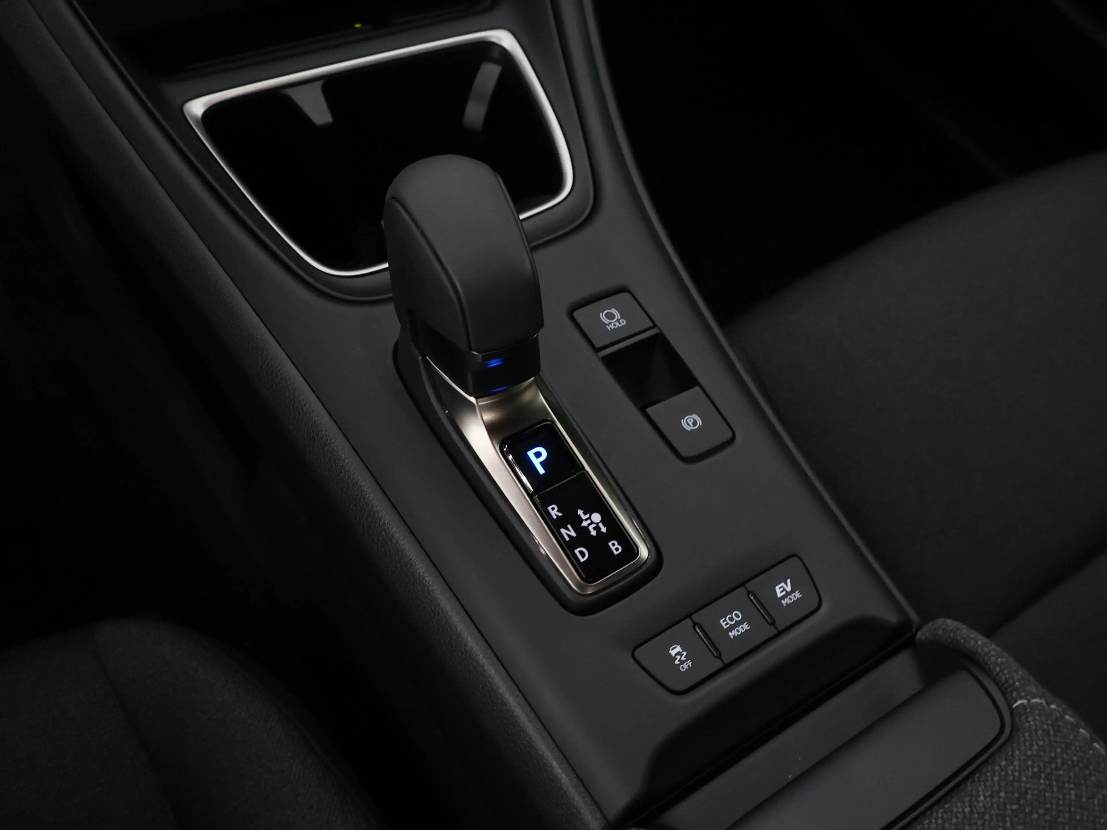 Lexus LBX 1.5 Business Line Bi-Tone 2WD | Dodehoek detectie — photo 17