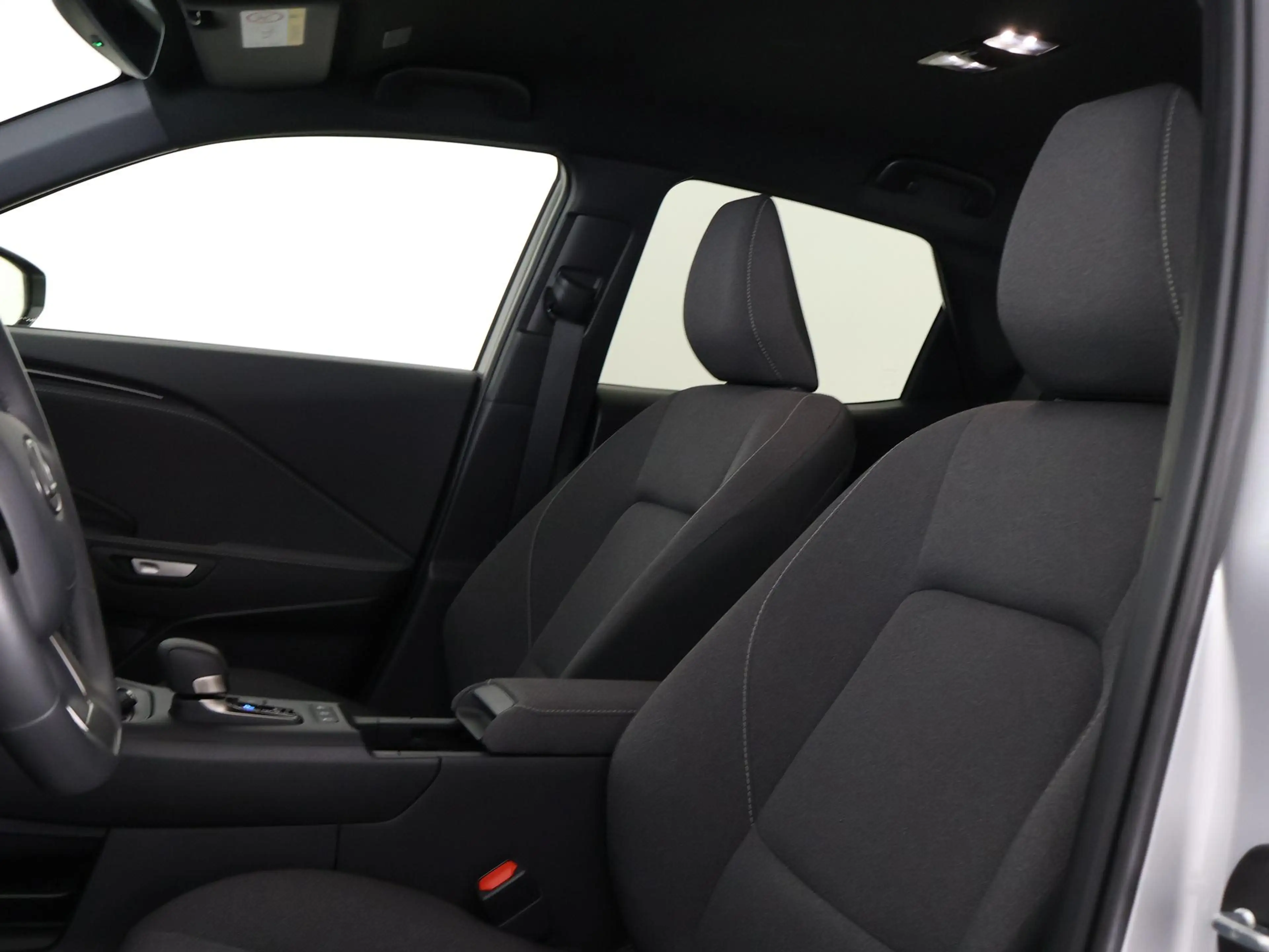 Lexus LBX 1.5 Business Line Bi-Tone 2WD | Dodehoek detectie — photo 9