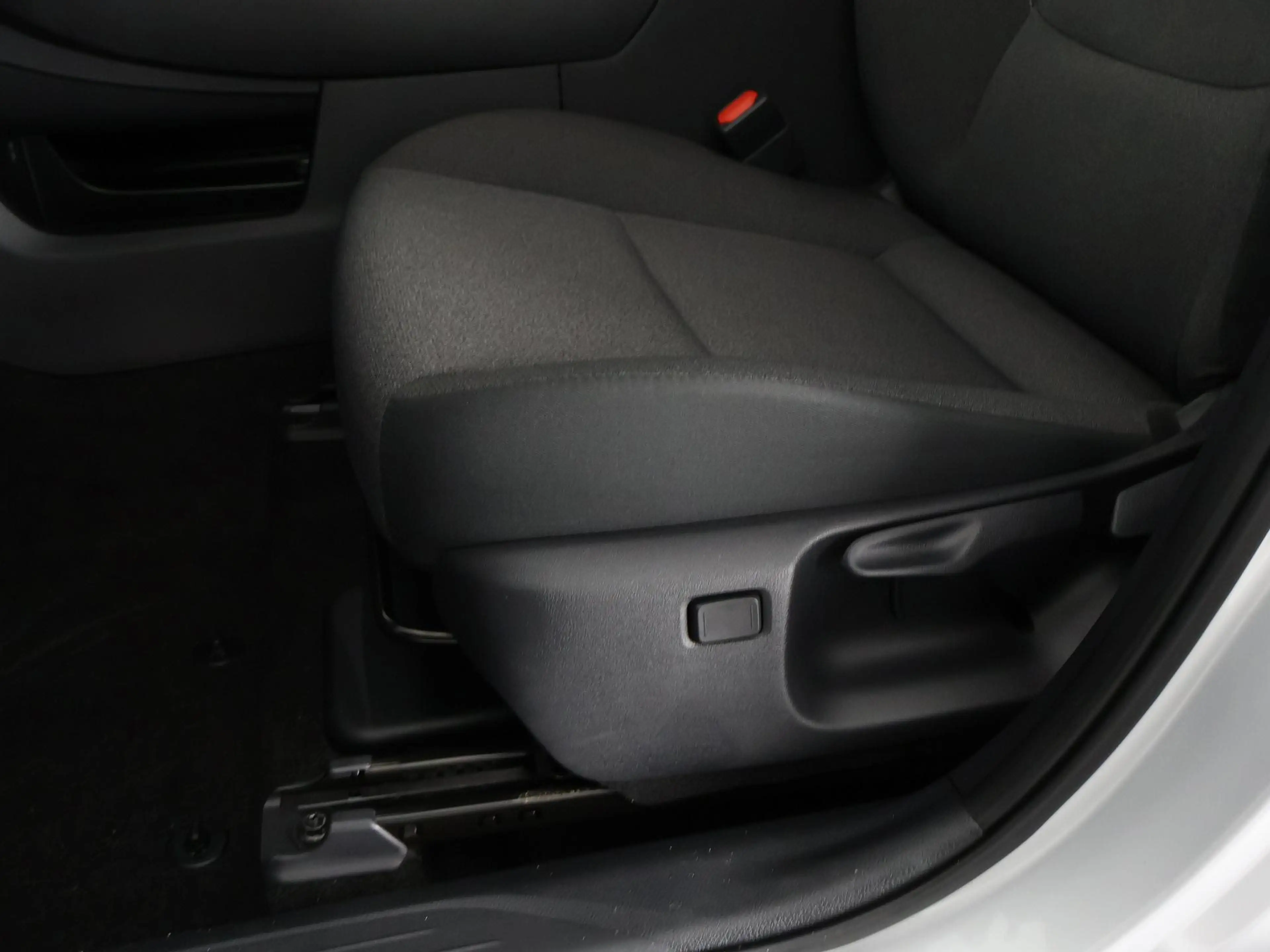 Lexus LBX 1.5 Business Line Bi-Tone 2WD | Dodehoek detectie — photo 8