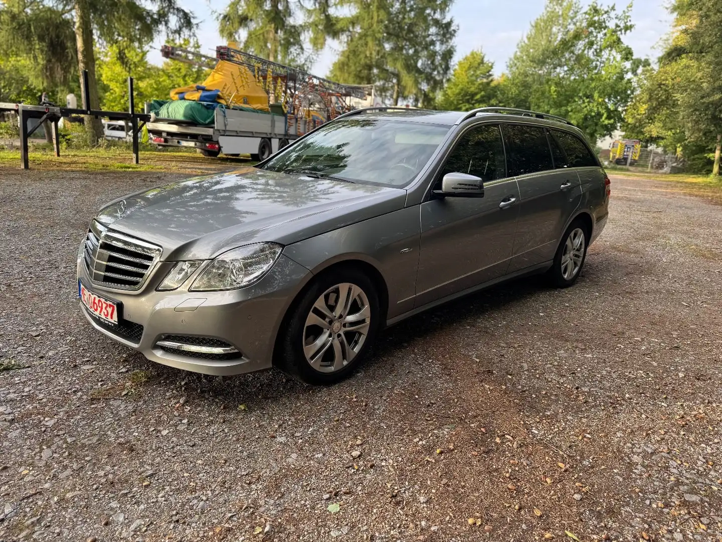 Mercedes-Benz E 250 CDI T BlueEfficiency Avantgarde Gris - 1