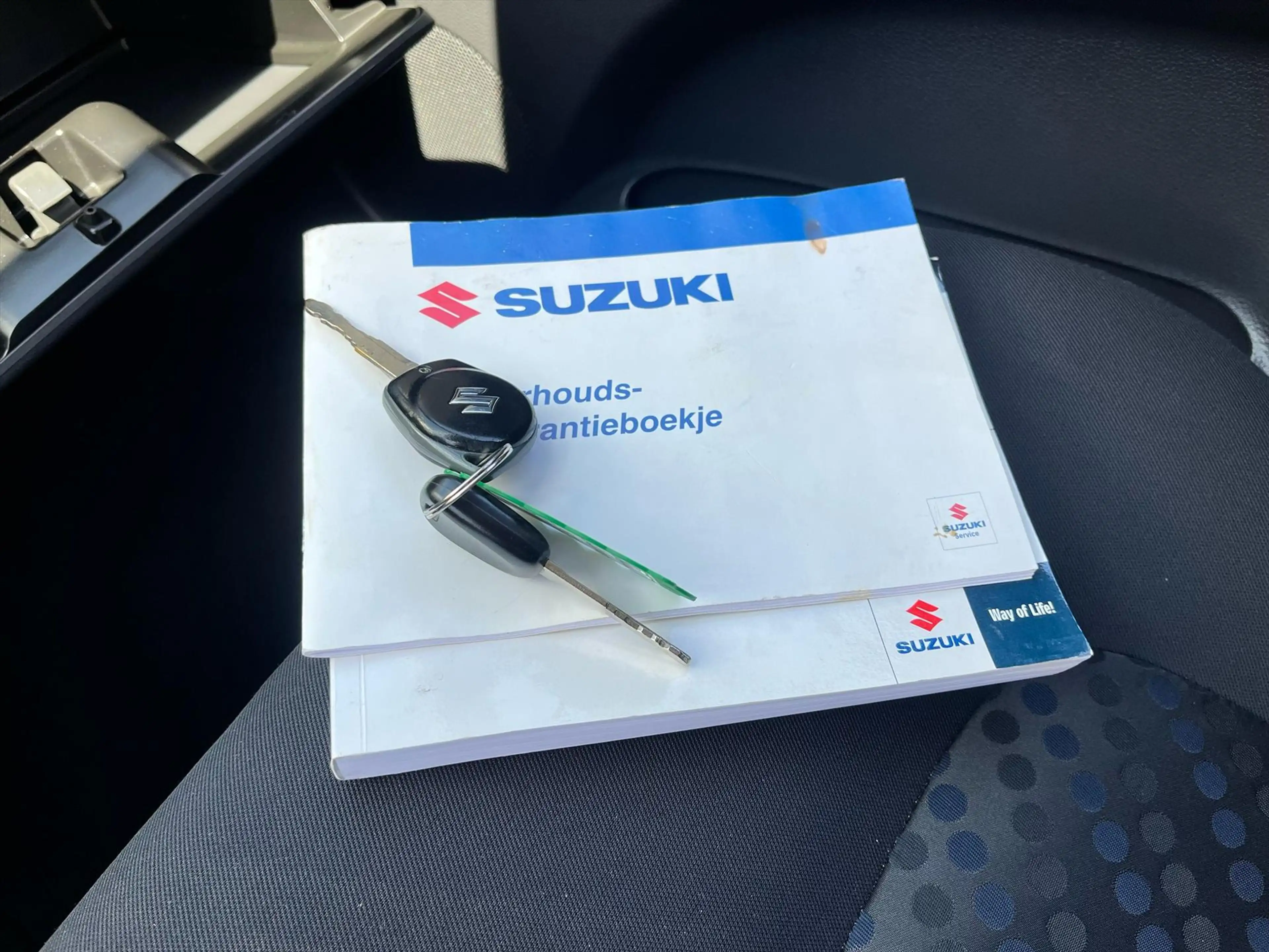 Suzuki Celerio 1.0 Comfort — photo 6