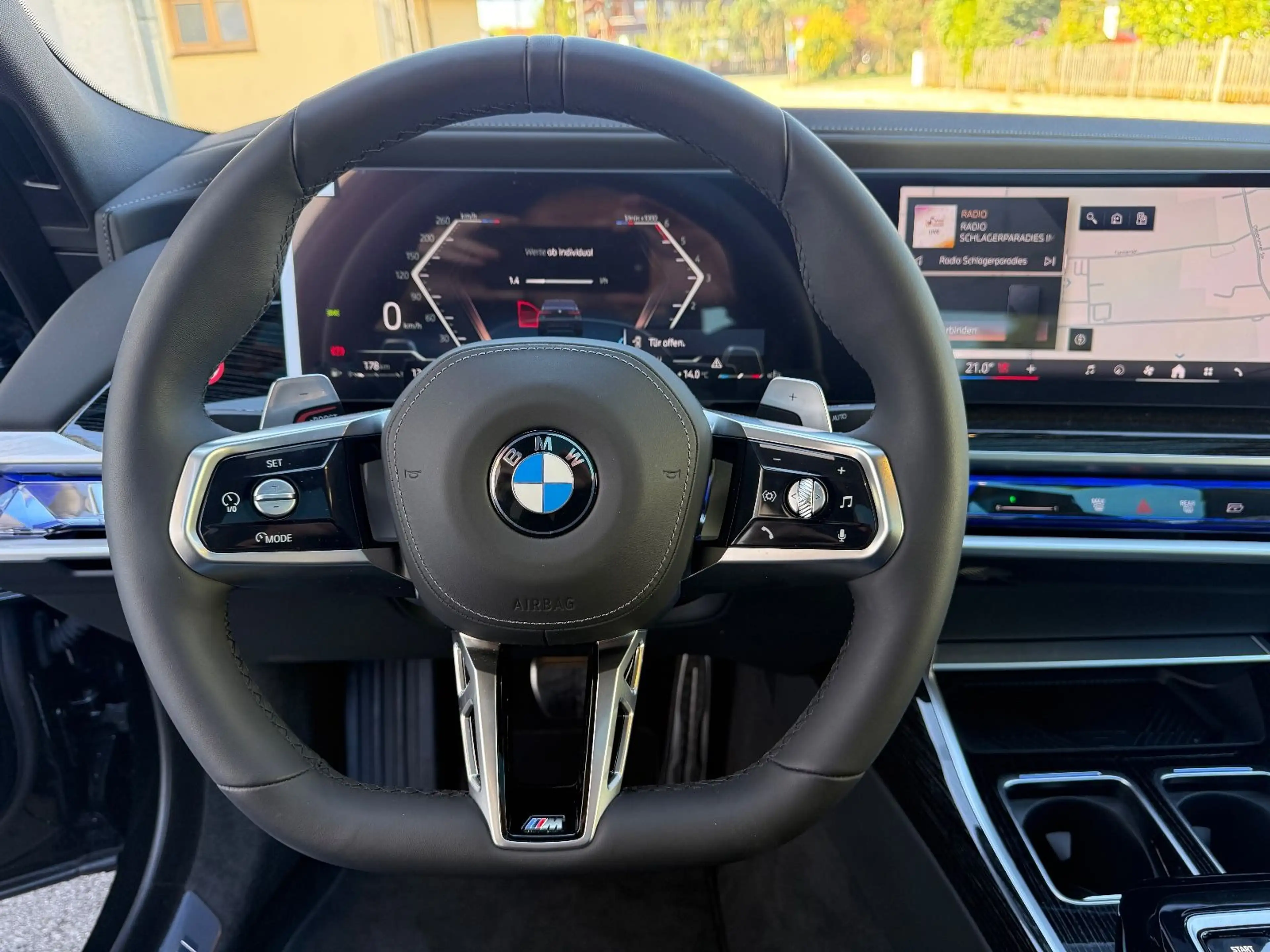 BMW 740 d xDrive M Sport*EXECUTIVE LOUNGE*UPE 167.649 — photo 8