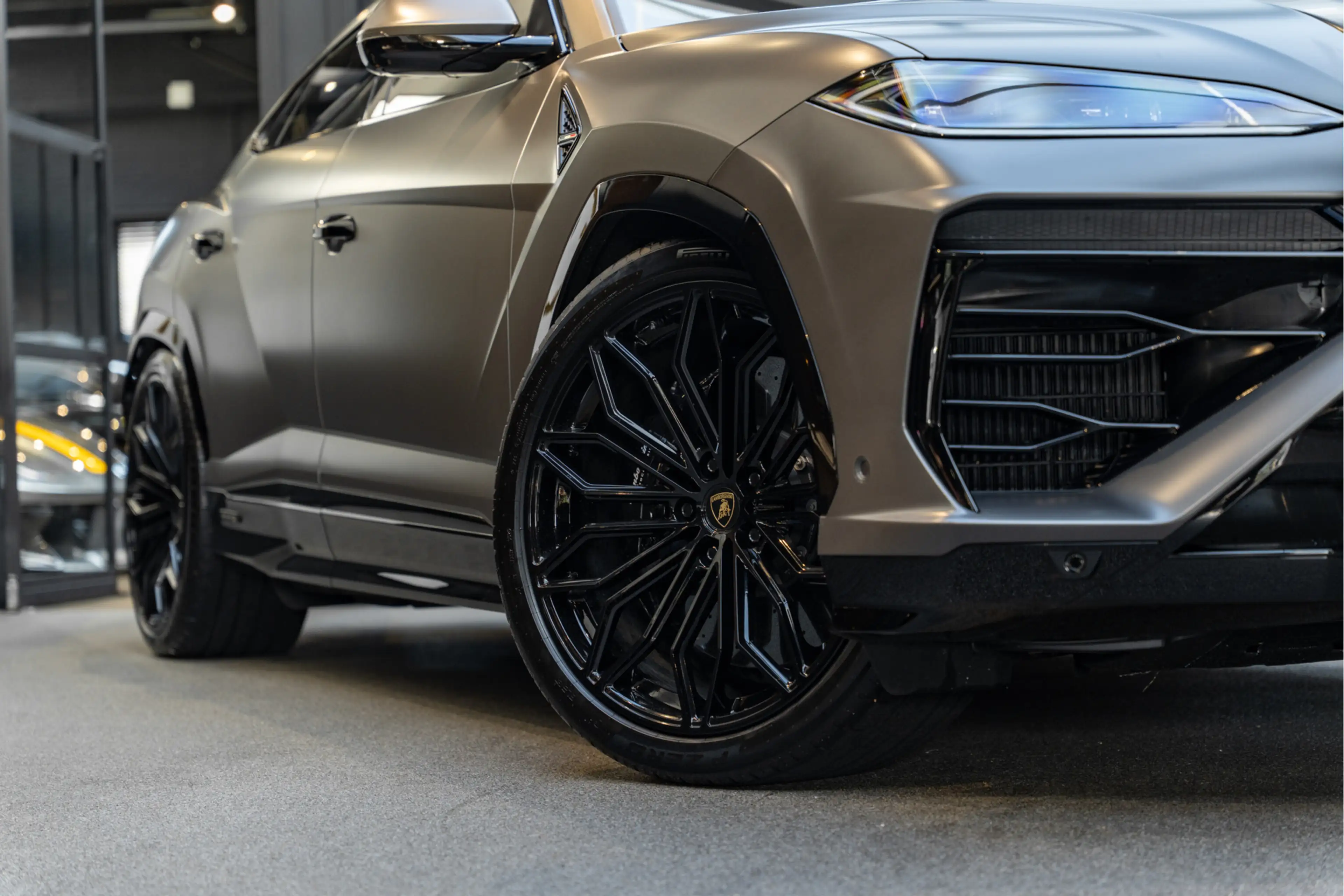 Lamborghini Urus SE Massage HUD B&O Advanced Full Matte PPF 4.0 V8 — photo 13