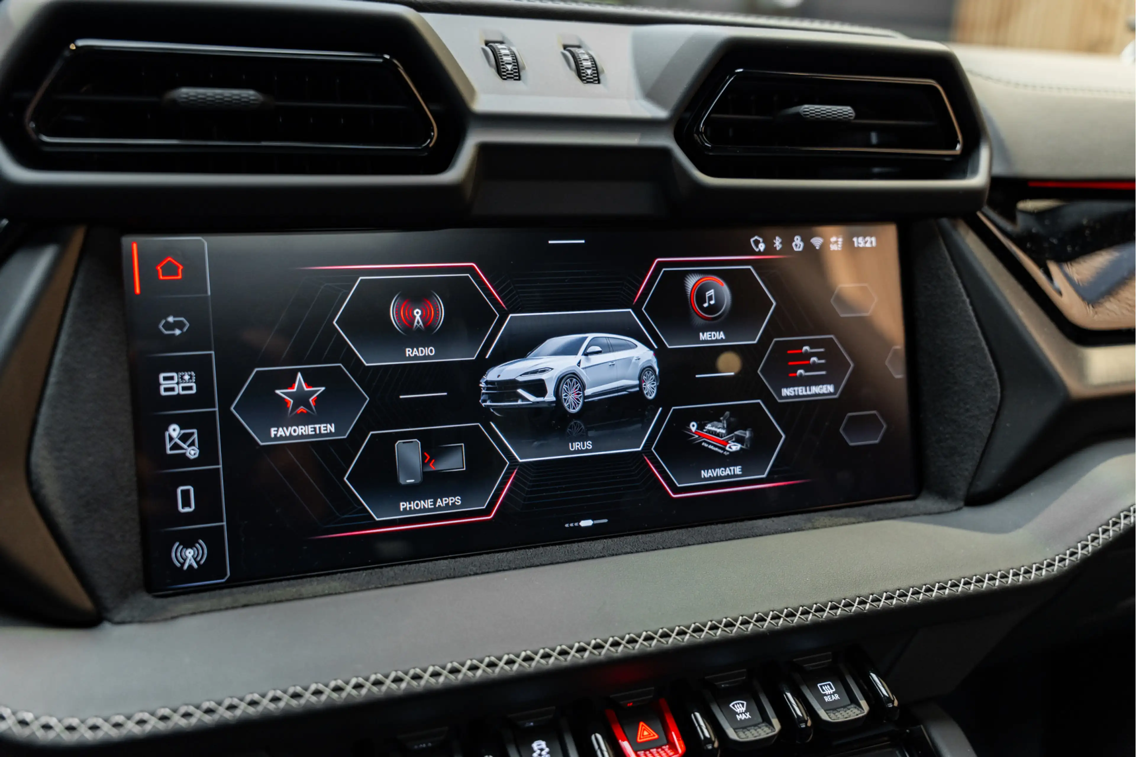Lamborghini Urus SE Massage HUD B&O Advanced Full Matte PPF 4.0 V8 — photo 46