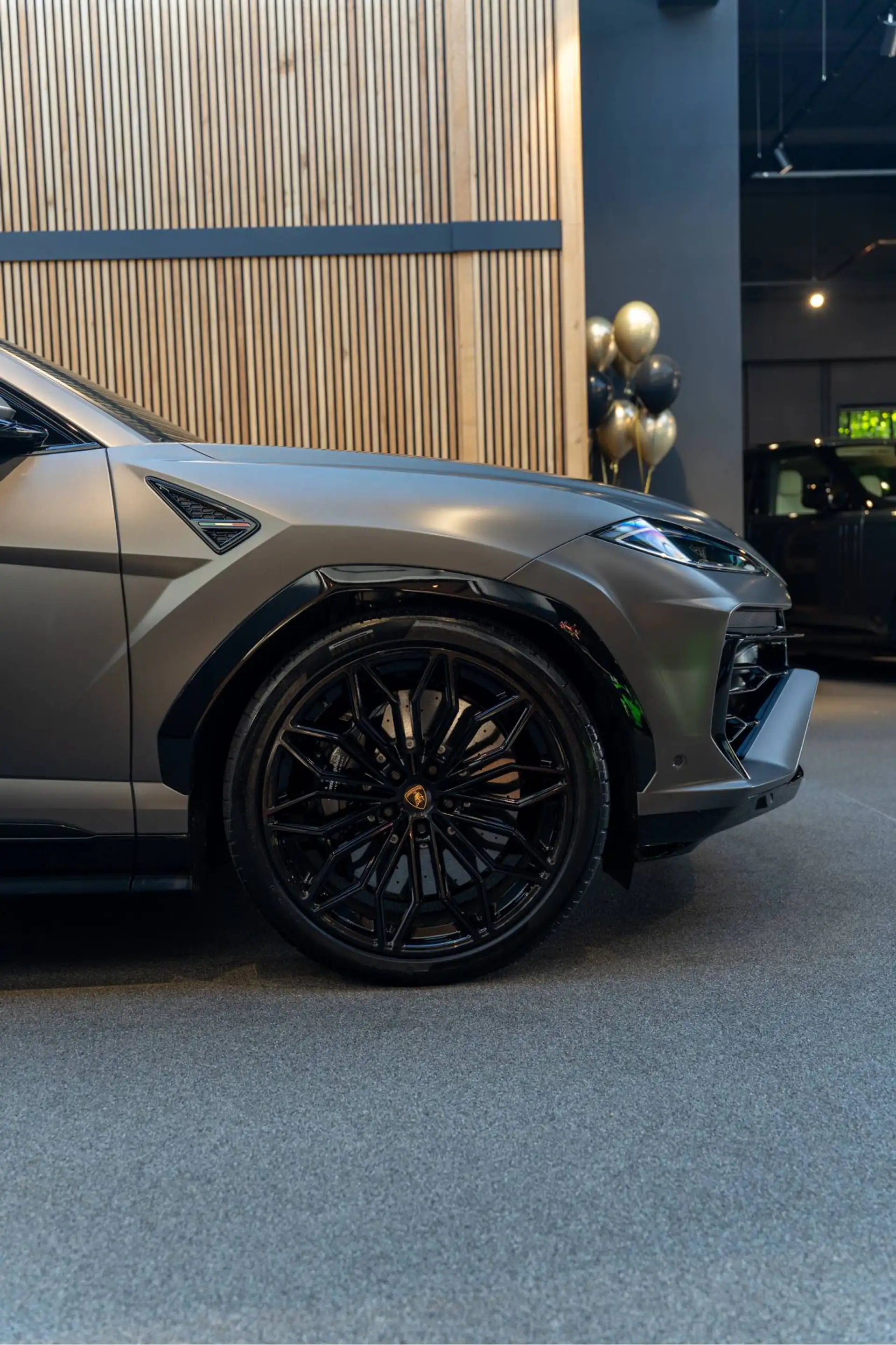 Lamborghini Urus SE Massage HUD B&O Advanced Full Matte PPF 4.0 V8 — photo 25