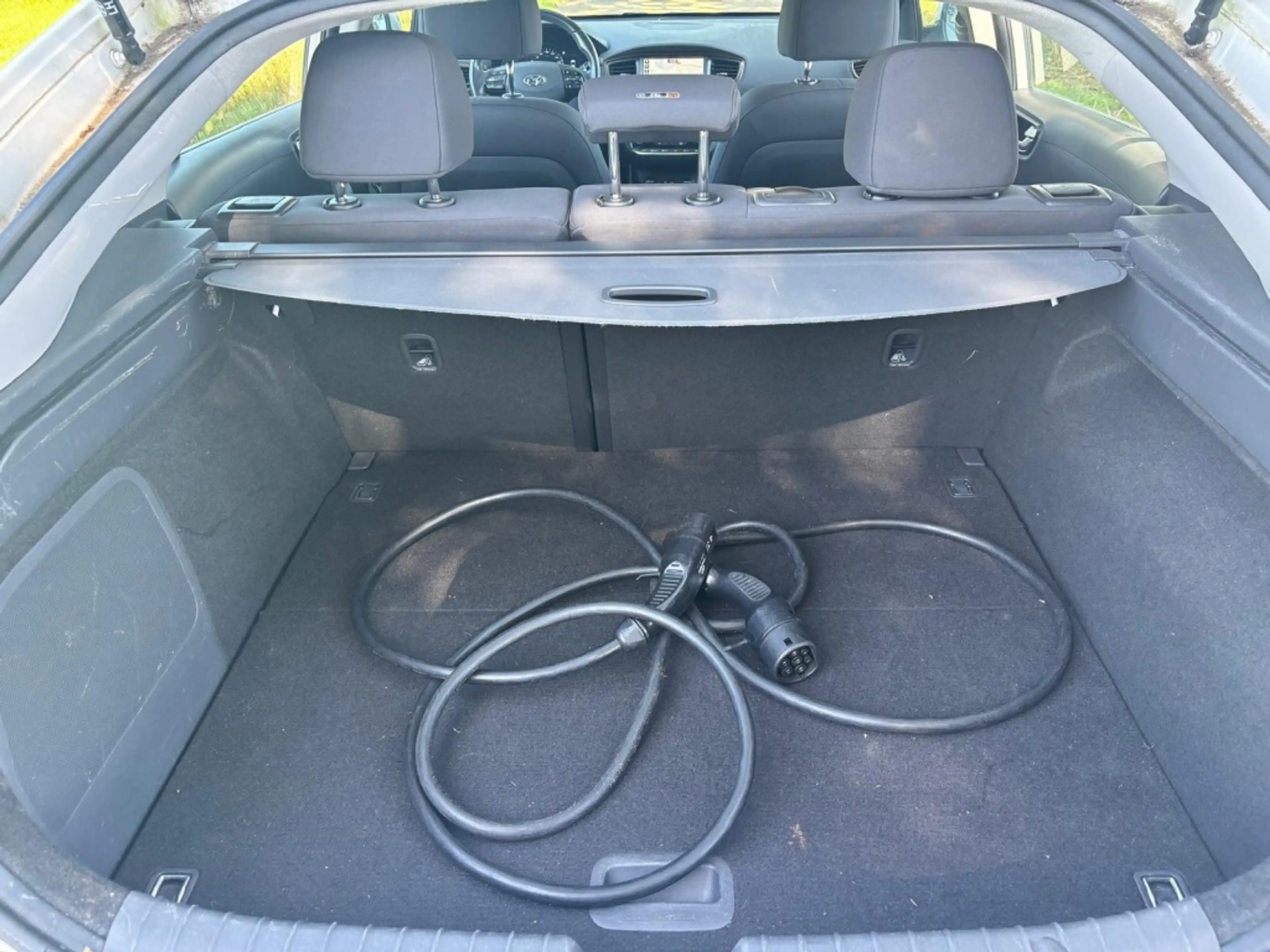 Hyundai IONIQ Comfort EV | Navi | DAB | Camera | SOH 100% | — photo 12