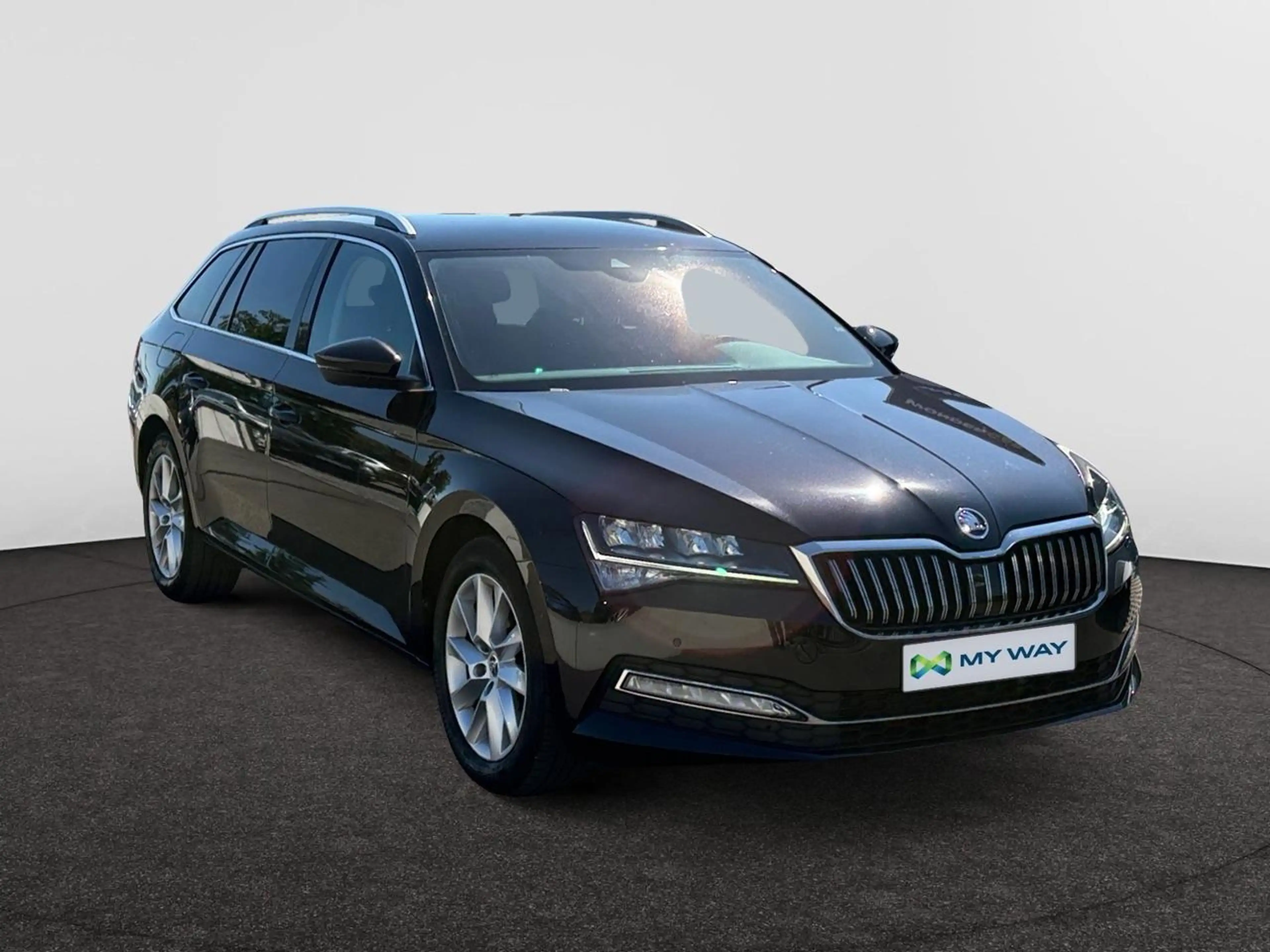 Skoda Superb Superb Combi 2.0 CR TDi Style DSG — photo 3
