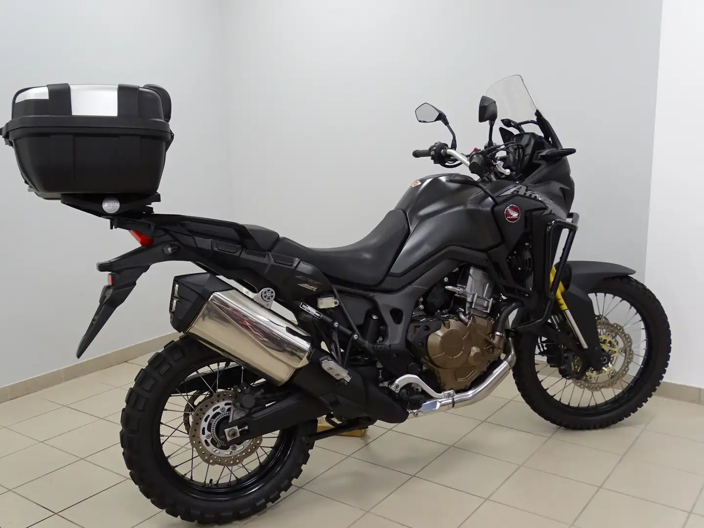 Honda Noir - 2