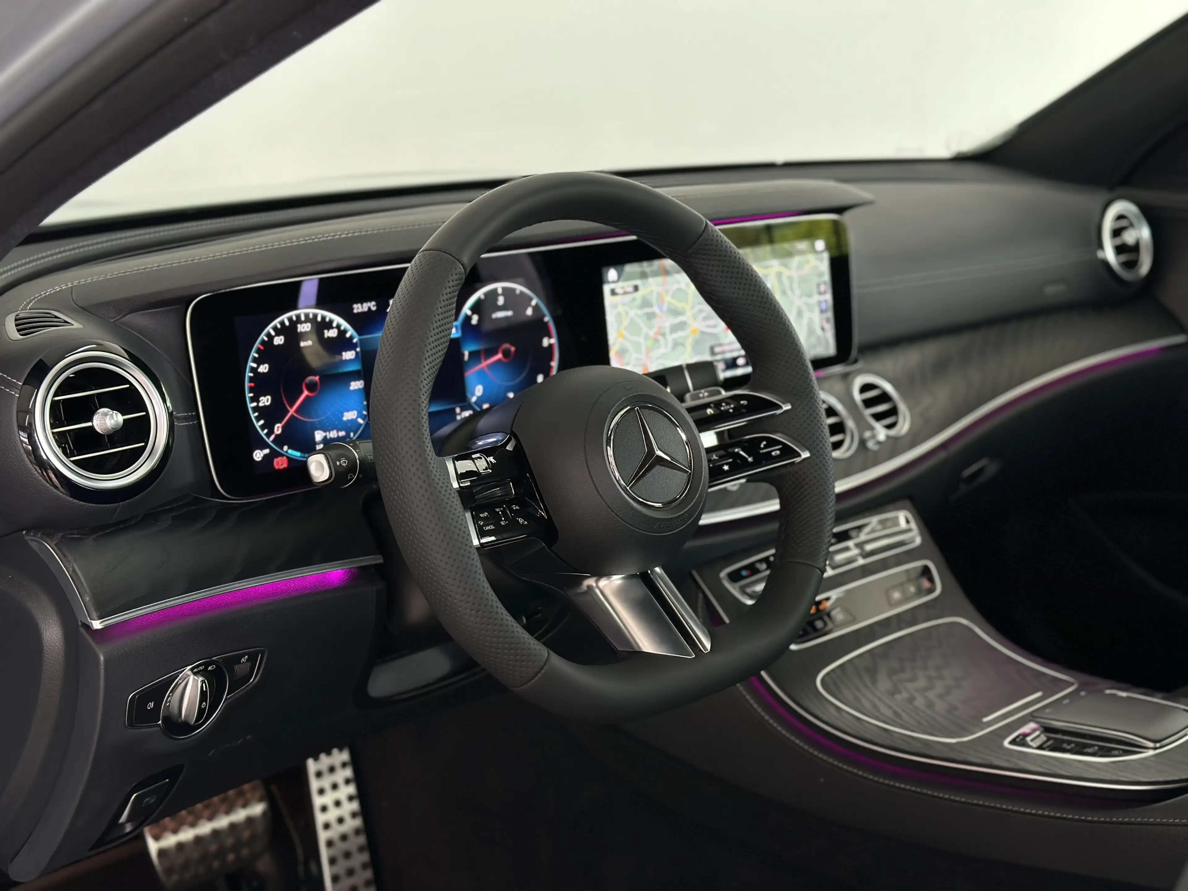 Mercedes-Benz E 400 AMG* HUD* 360°* BURM* BEAM* AHK* SD* WIDE* FAHR+ — photo 15
