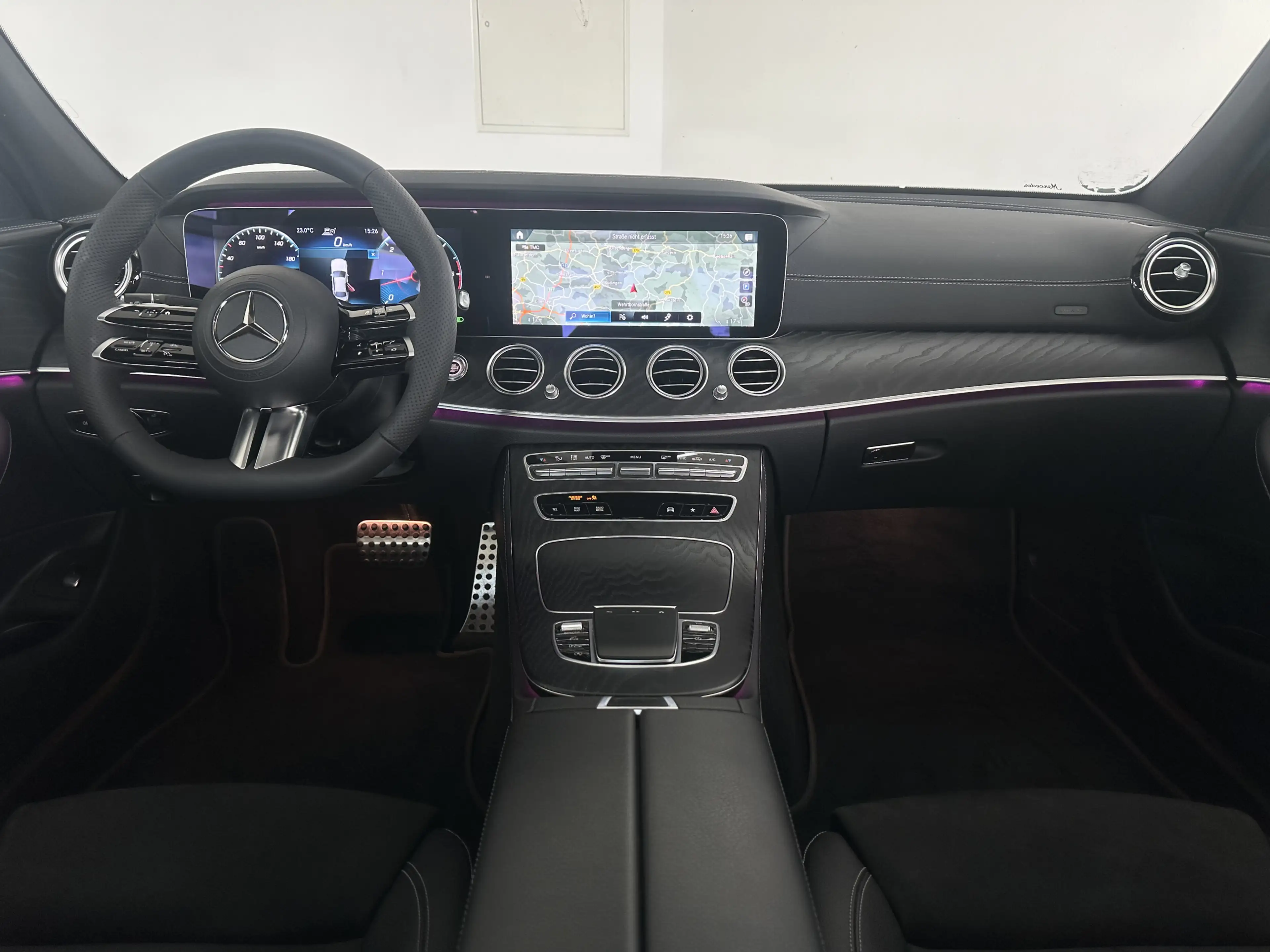 Mercedes-Benz E 400 AMG* HUD* 360°* BURM* BEAM* AHK* SD* WIDE* FAHR+ — photo 10