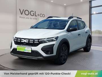 Stepway Essential TCe 90