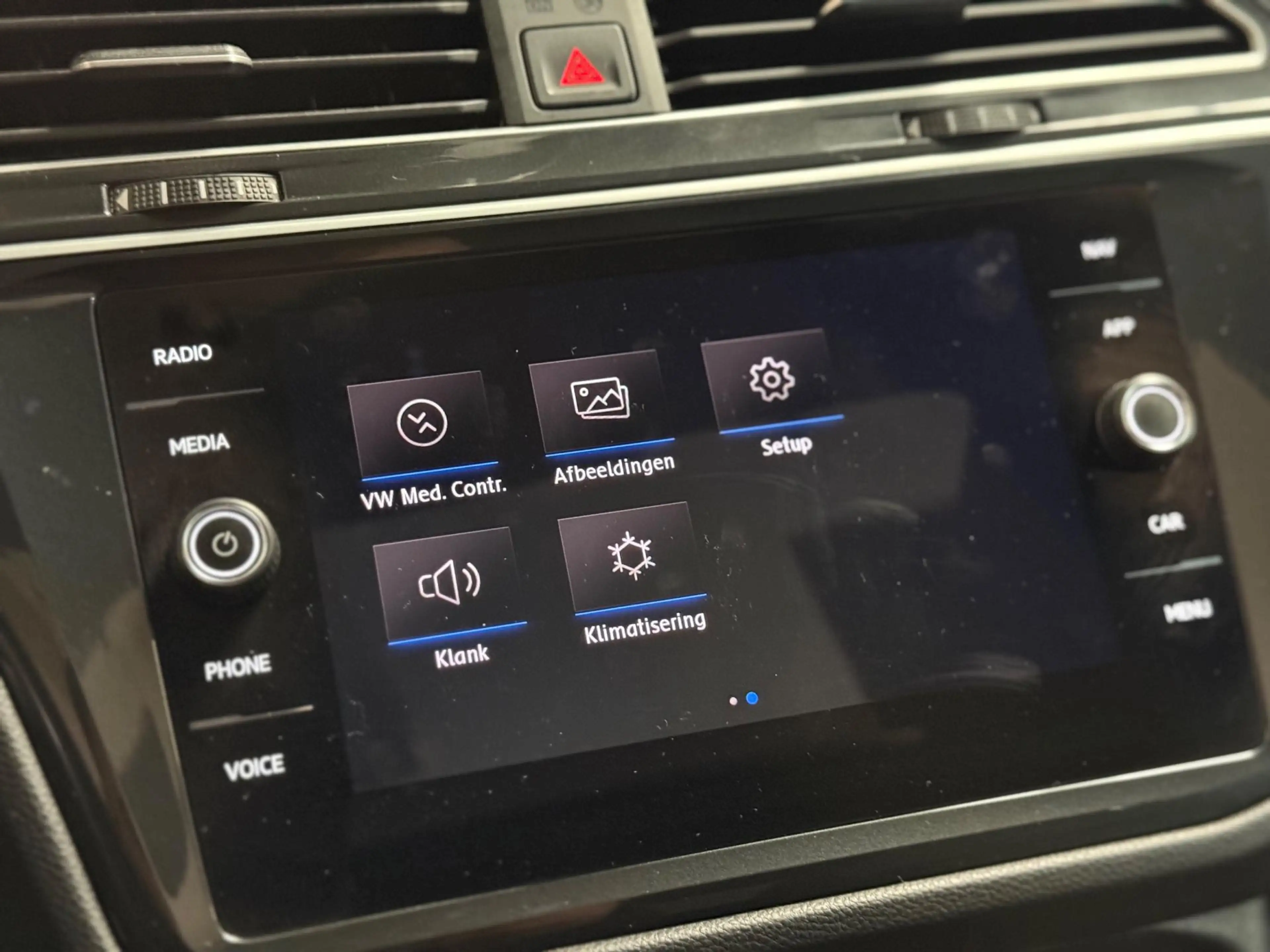 Volkswagen Tiguan 2.0 TSI 4Motion Highline Business R | Pano | Trekh — photo 35