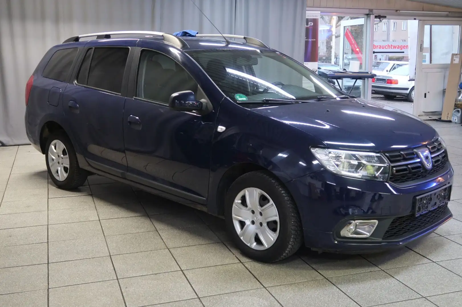 Dacia Logan MCV II Kombi Laureate Blau - 1