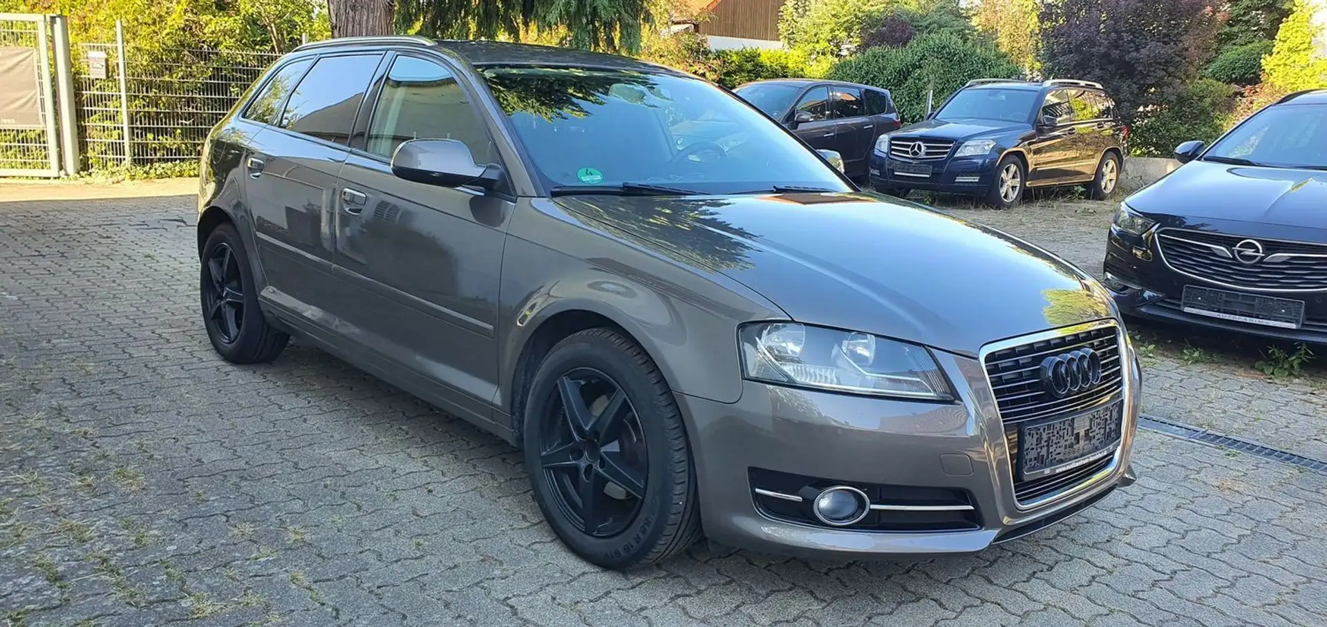 Audi A3 TDI*SPORTBACK*ALU*KLIMA*SITZHEIZ Šedá - 1