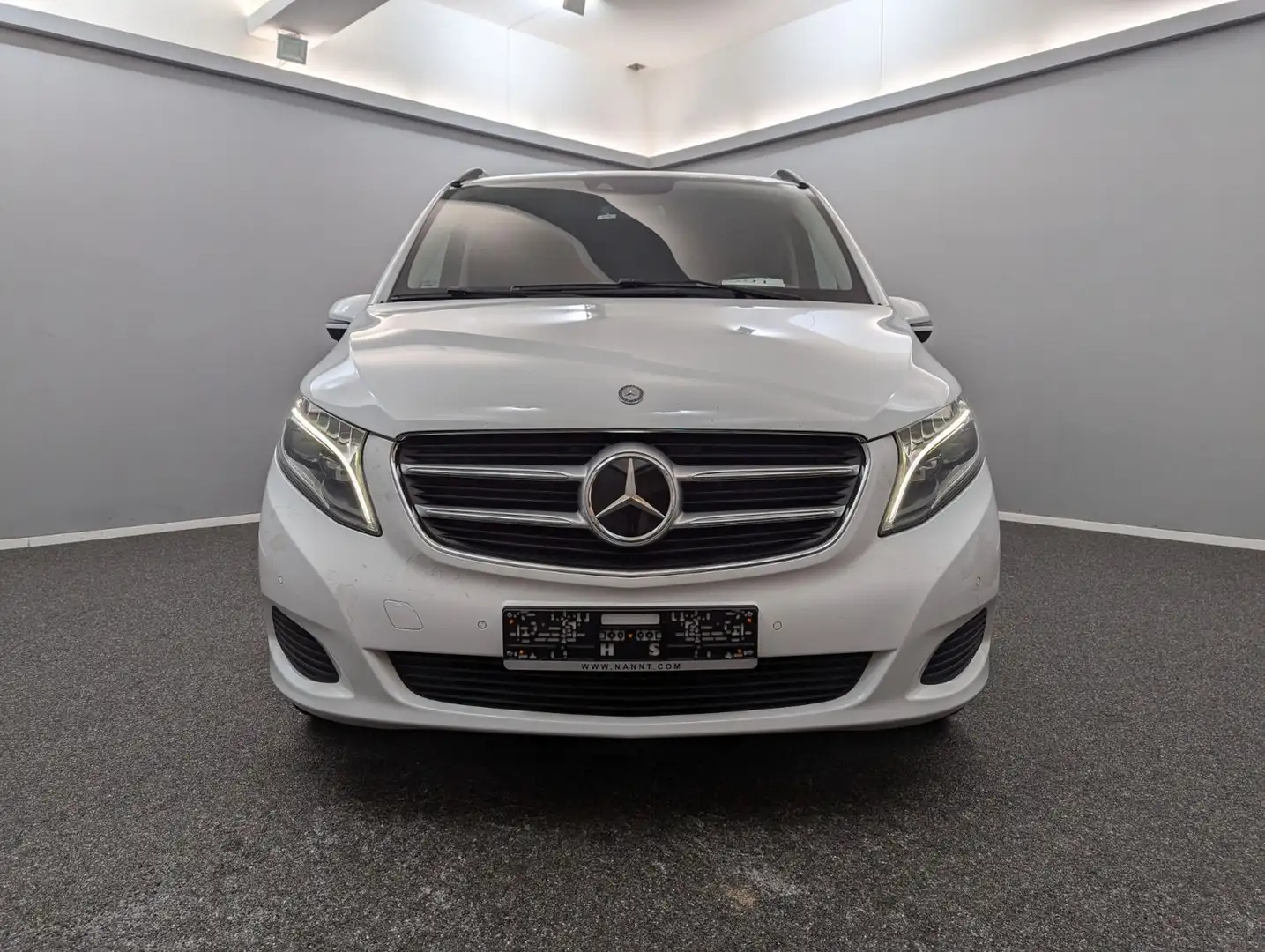 Mercedes-Benz V 250 d LANG*ACC*LEDER*2xSCHIEBE*LED*19Z*AHK*STD- Weiß - 2