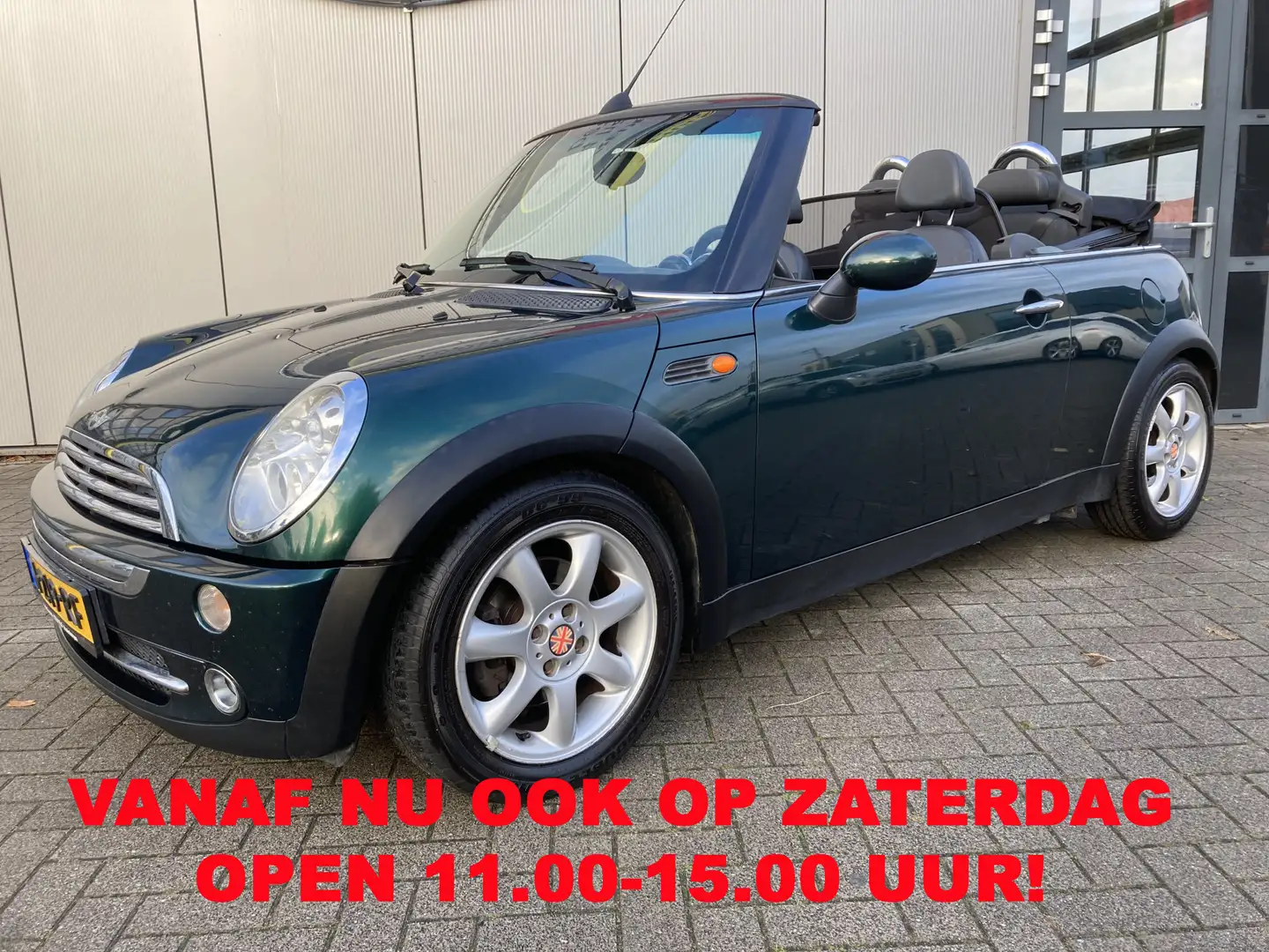 MINI Cooper Cabrio 1.6 Automaat | Airco | Leer | LPG goedkoop rijden! Groen - 1