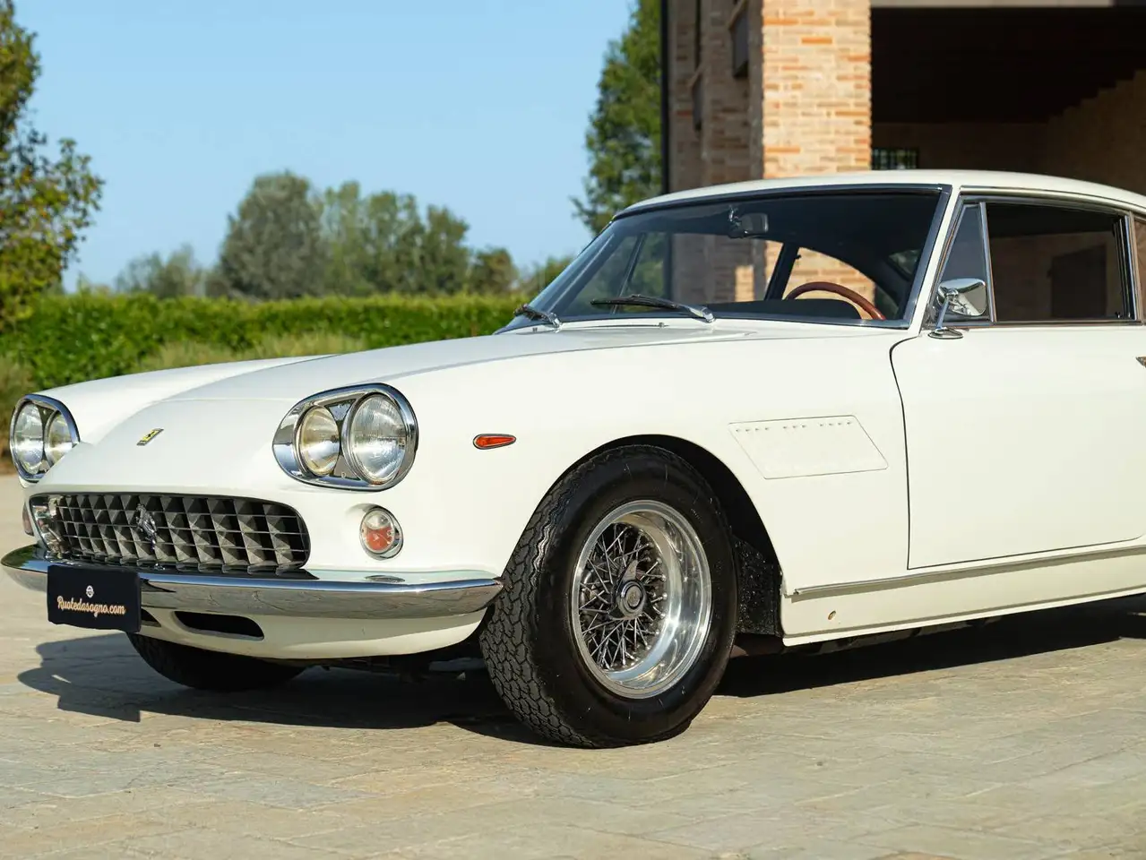 Ferrari 330 GT 2+2 MK I, foto 11