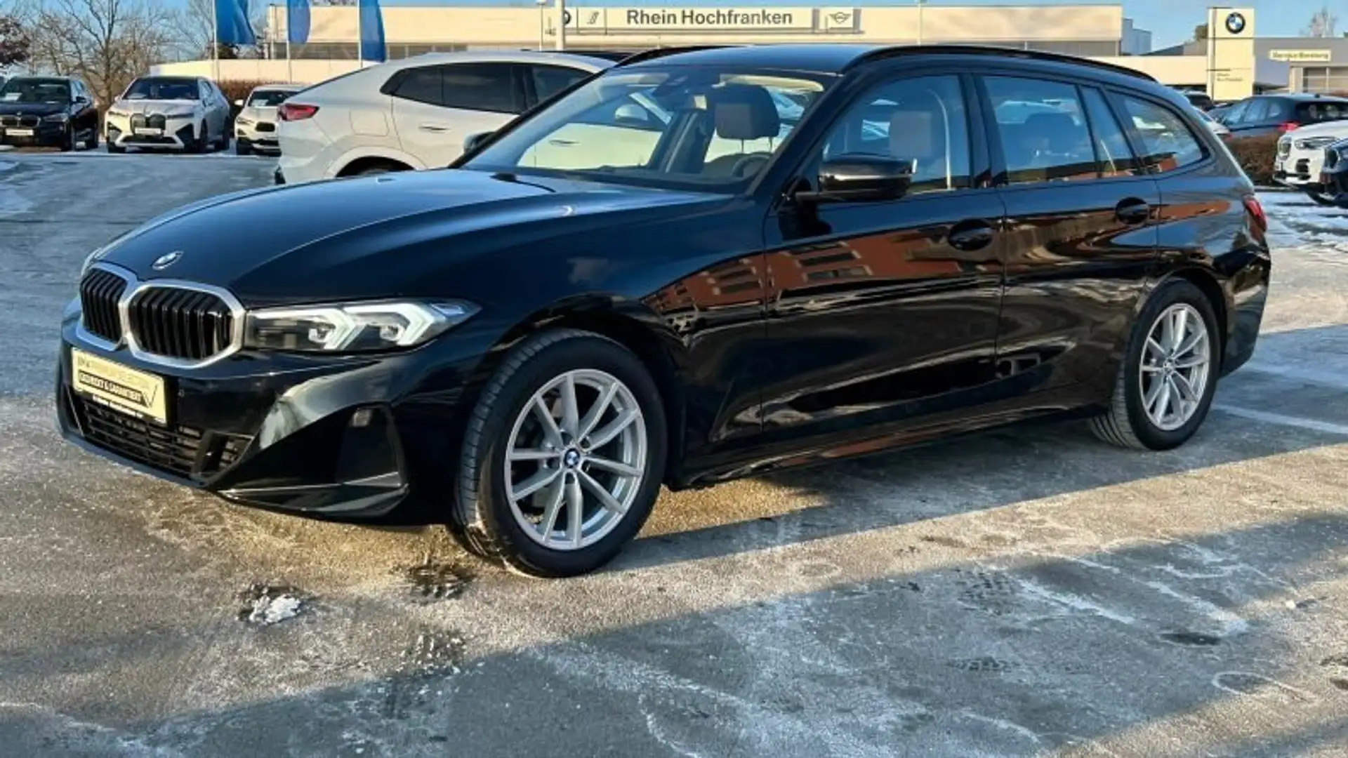 BMW 318 i Touring LCPROF LED NAVI APPLECAR/ANDROID Noir - 2