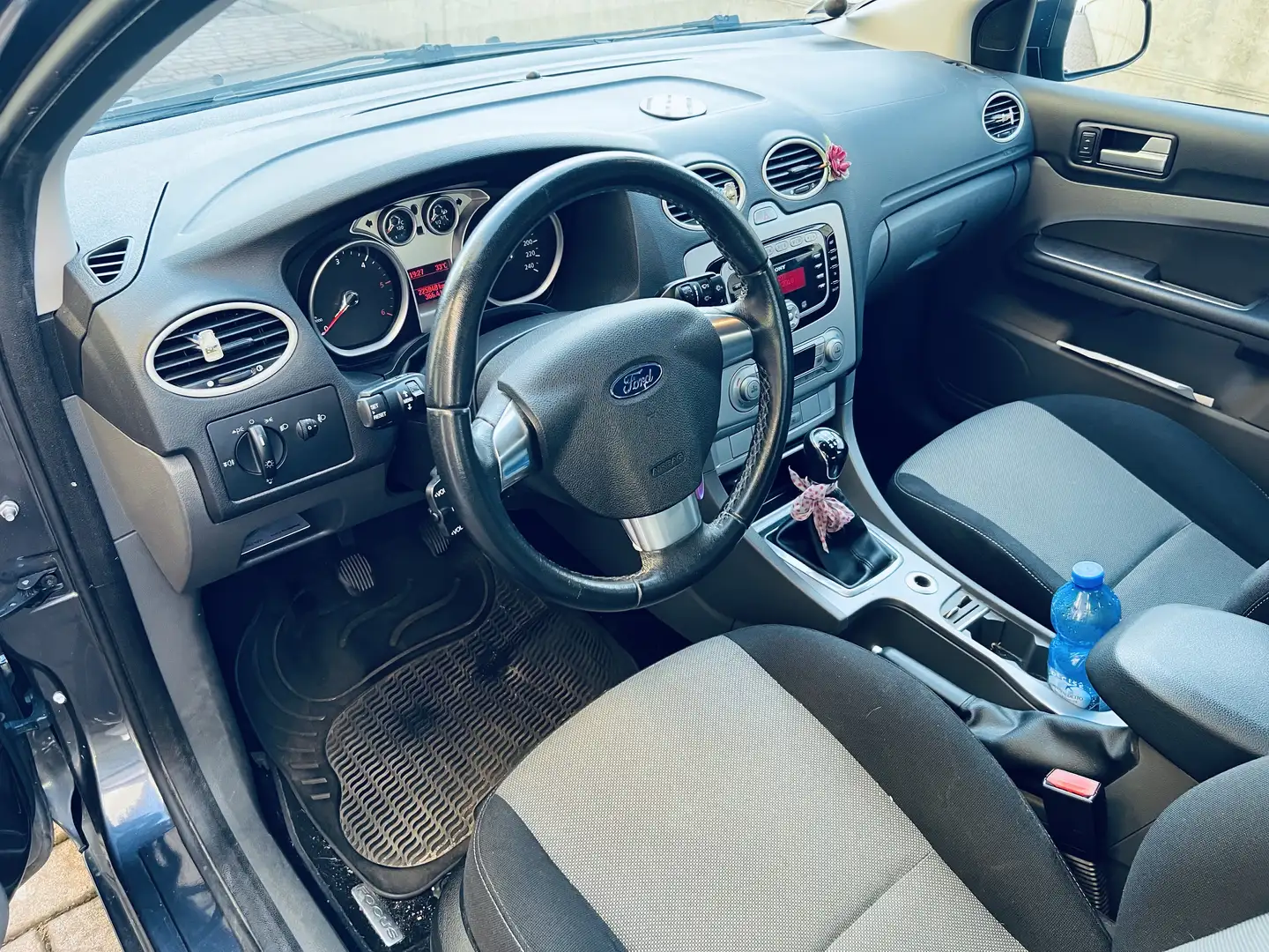 Ford Focus 5p 1.6 tdci Ikon dpf - 1
