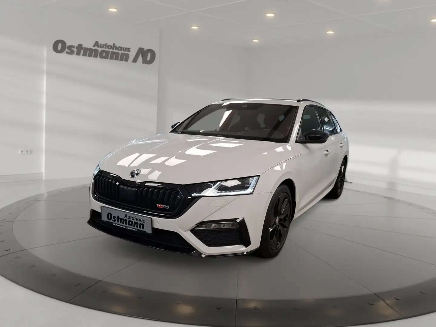 Skoda Octavia RS Combi 2.0 TDI Pano HUD CarPlay LED Wit - 1