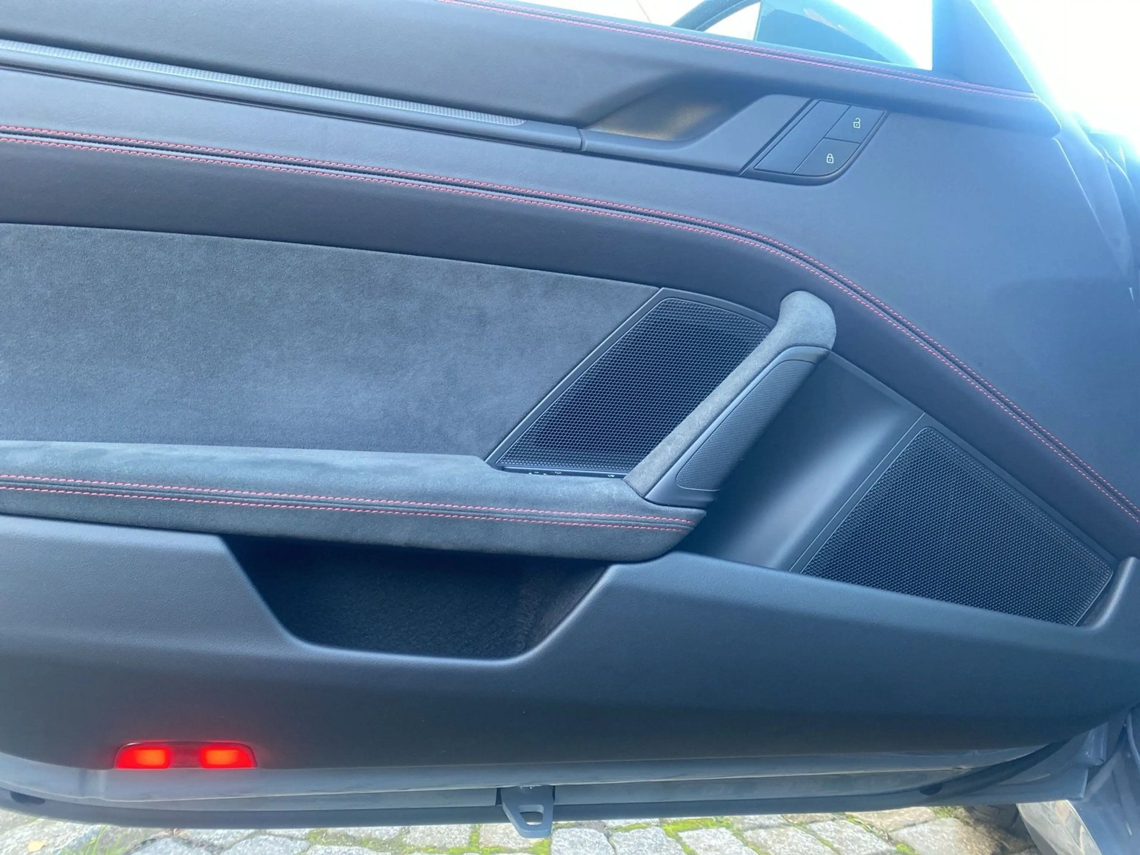 Porsche 992 Carrera GTS / Aerokit / Carbon / LED — photo 11