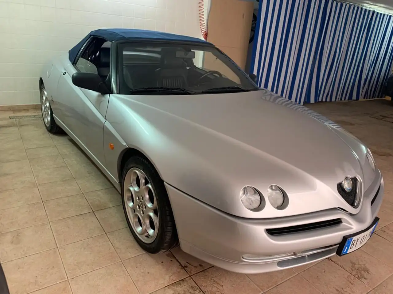 Alfa Romeo Spider 2001