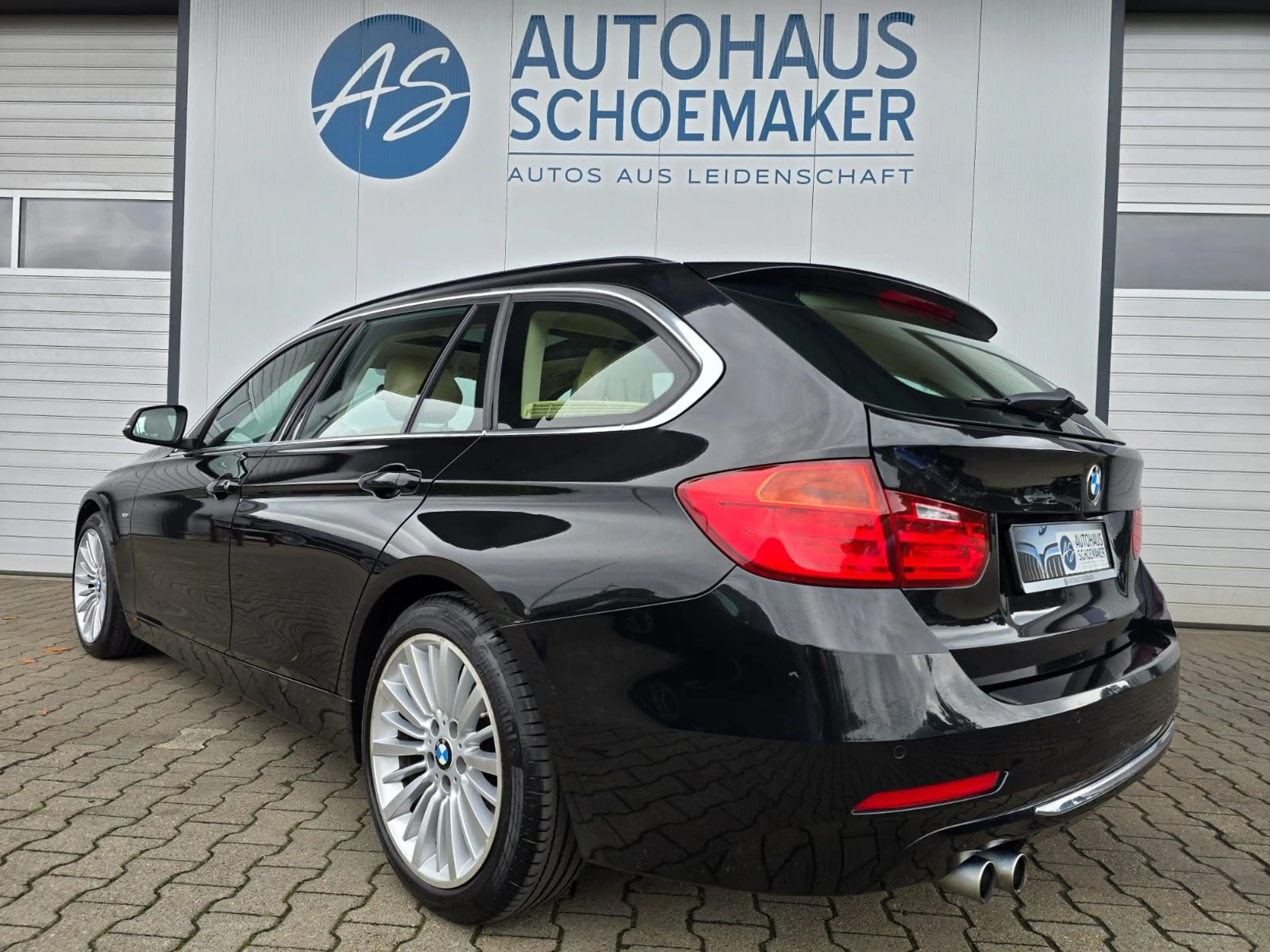BMW 330 d xDrive Luxury Line*AHK,HUD,Pano,Memory,Navi — photo 5