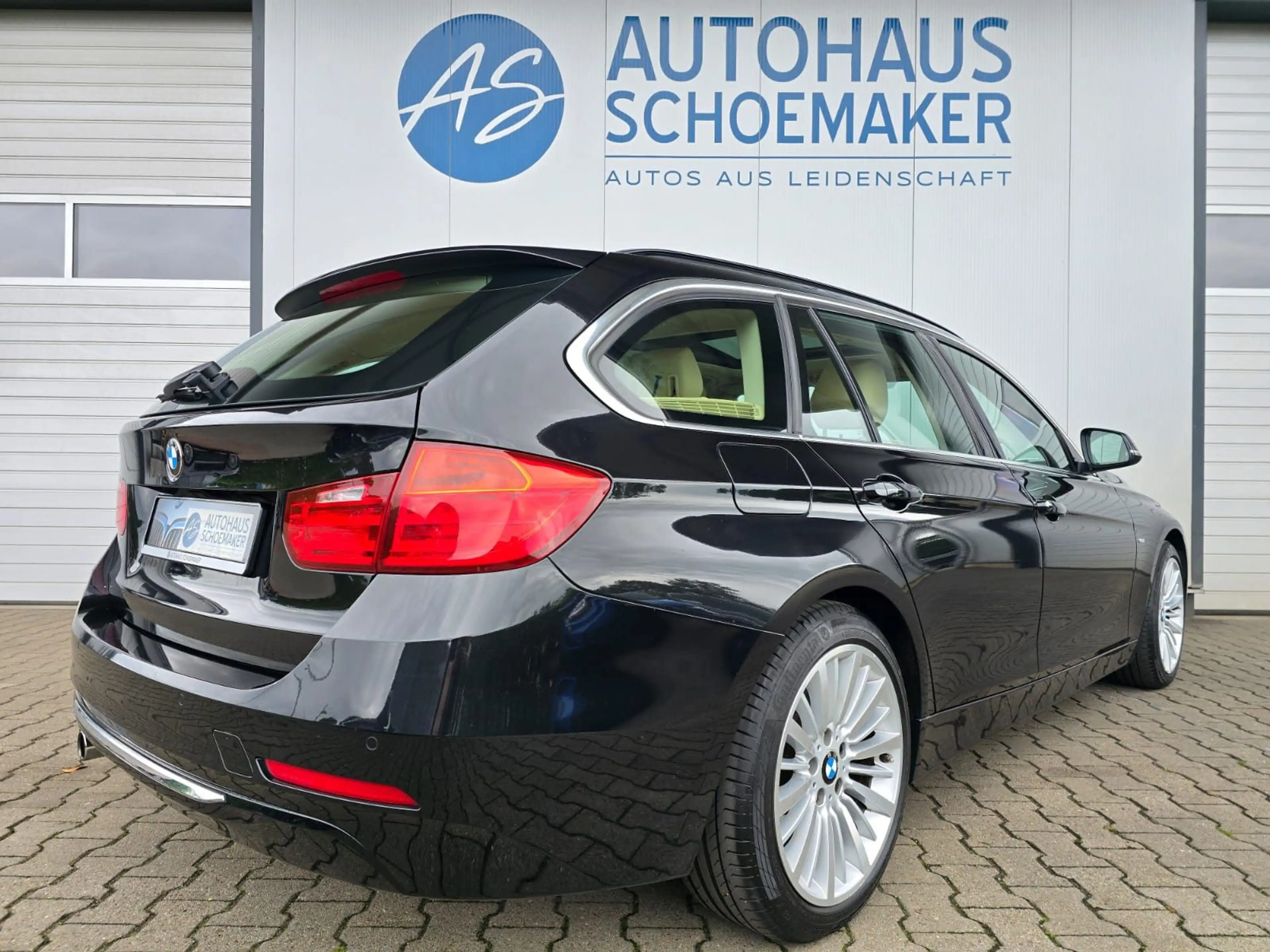 BMW 330 d xDrive Luxury Line*AHK,HUD,Pano,Memory,Navi — photo 6