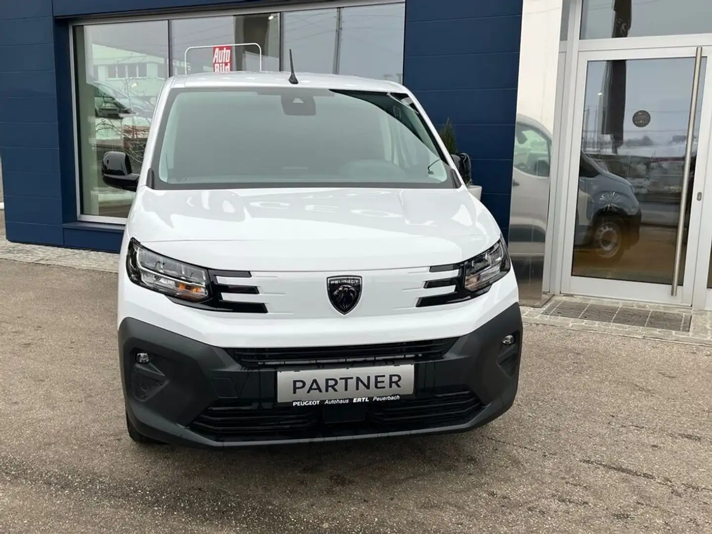 Peugeot Partner L1 BHDI130EAT8 Visibility WorksitePaket Weiß - 2