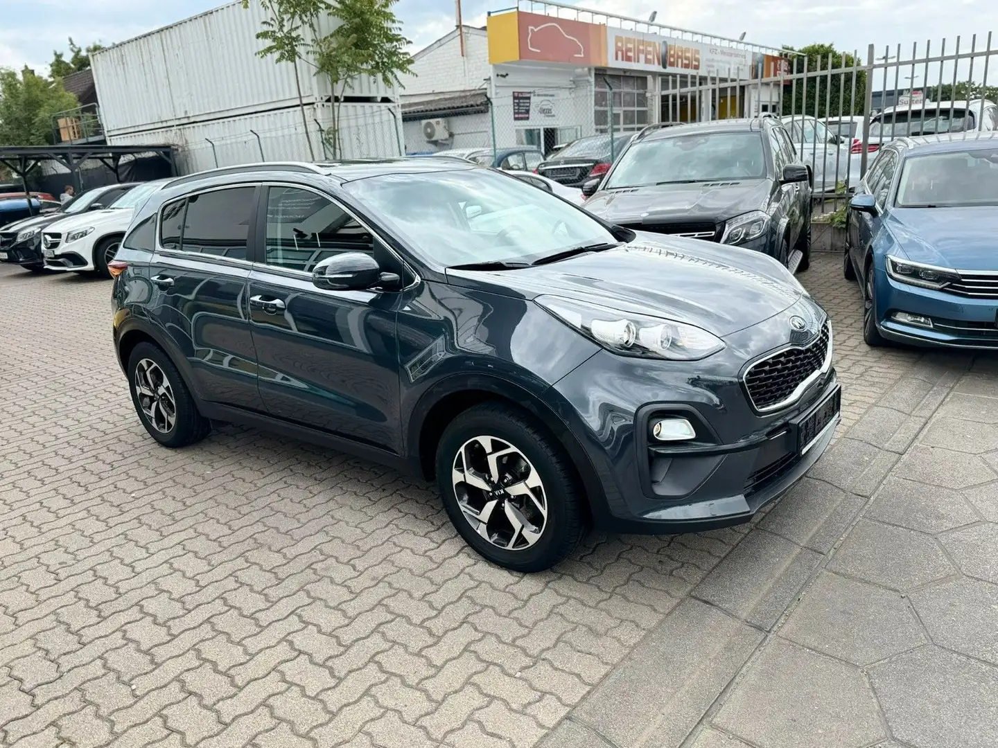 Kia Sportage Mild Hybrid 4WD*NAVI*KAM*MULTI.L*LED Grau - 1