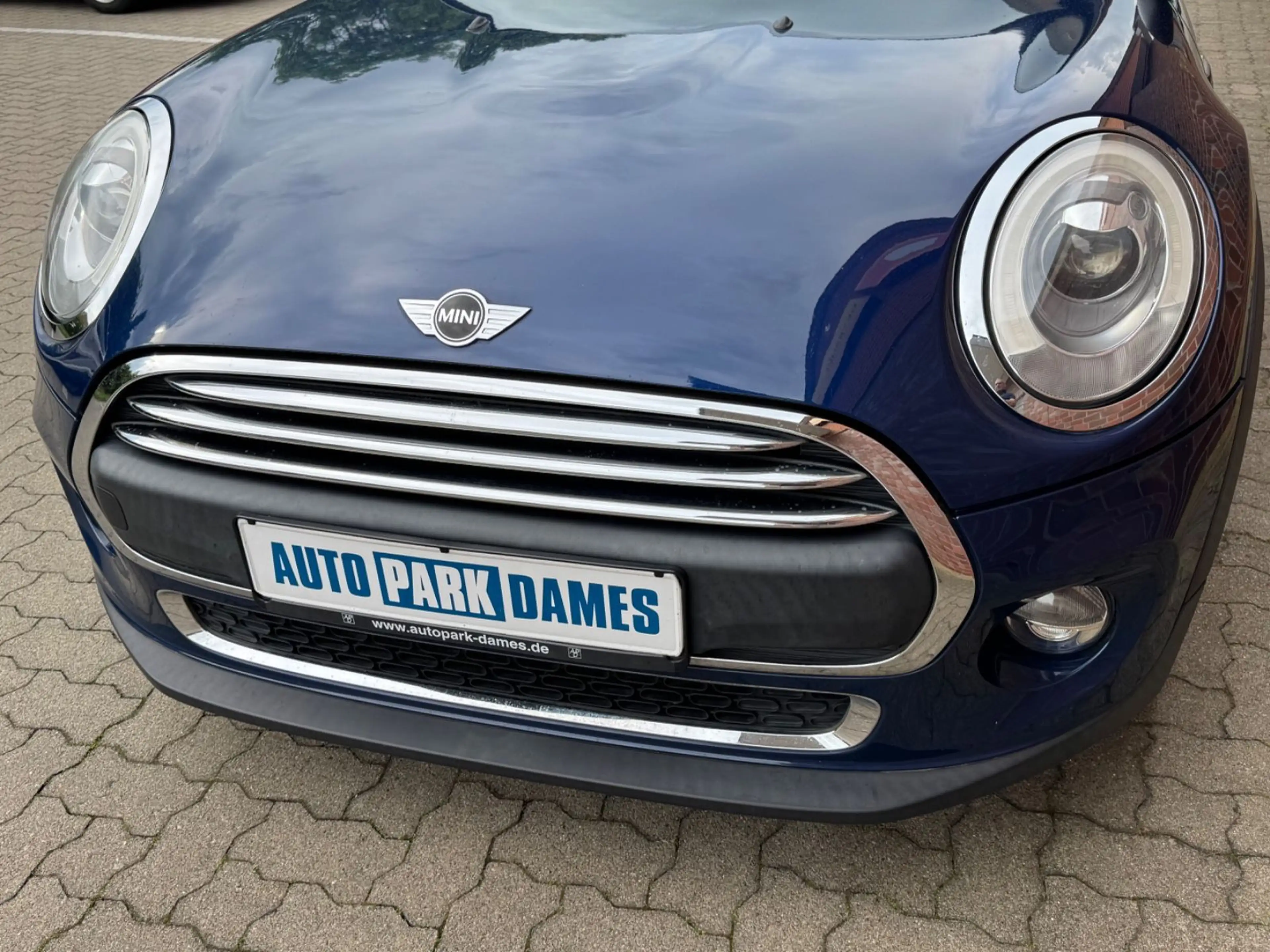 MINI One Klimaauto Leder Xenon — photo 3