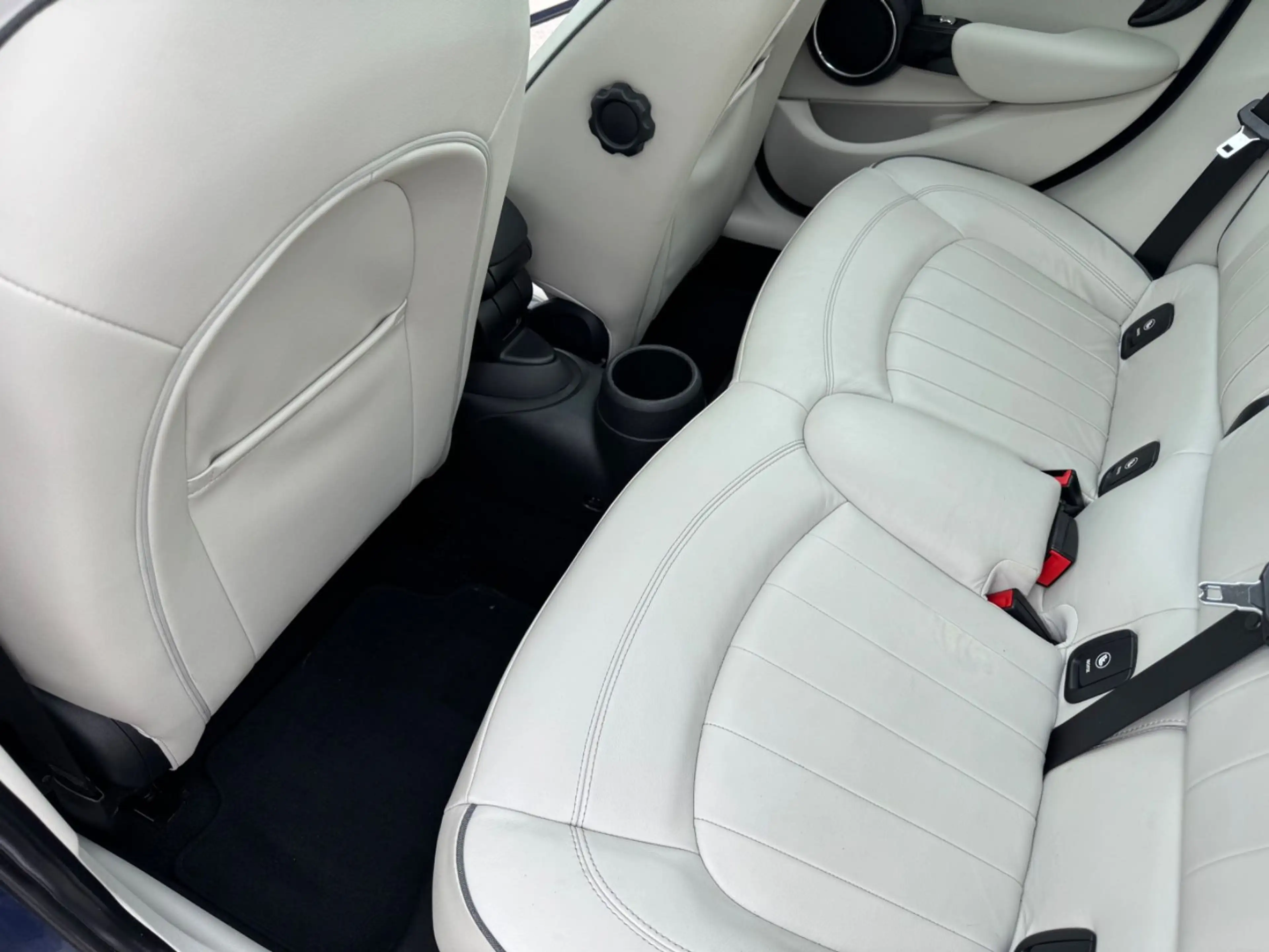 MINI One Klimaauto Leder Xenon — photo 10
