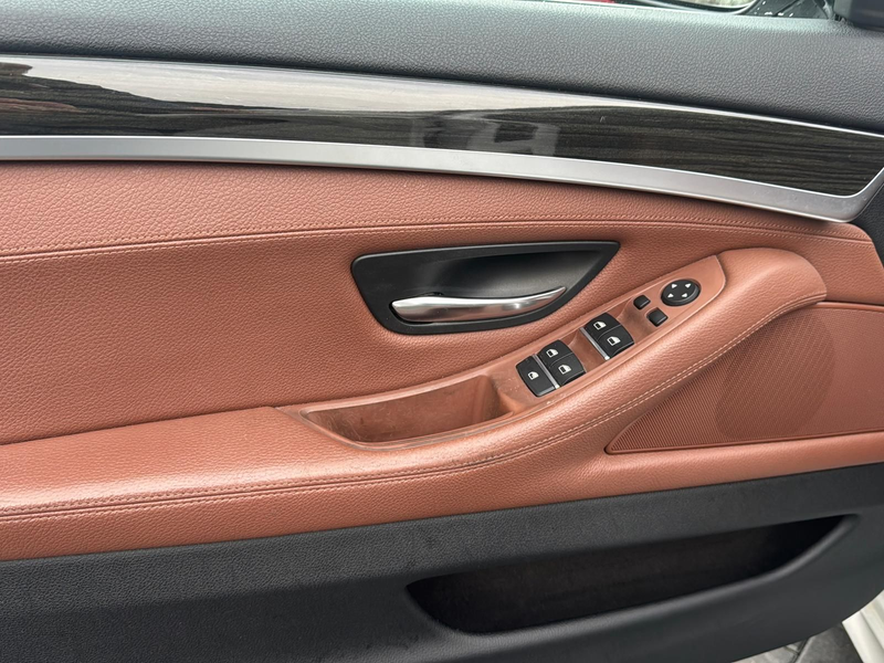 BMW 535 d xDrive Lim. Luxury-Line HeadUp Soft-Close — photo 9