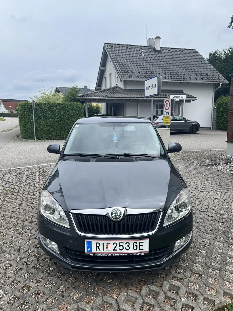 Skoda Fabia HTP 1.2 Benzin Grau - 1