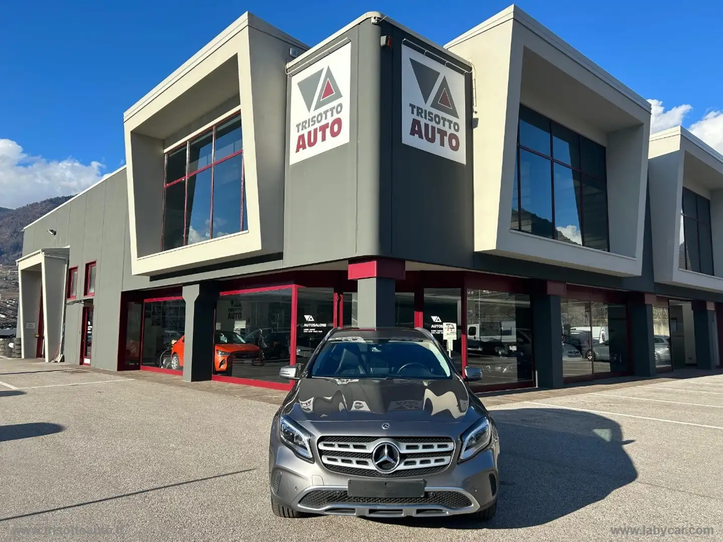 Mercedes-Benz GLA 220 GLA 220 d 4Matic 170CV Grigio - 1