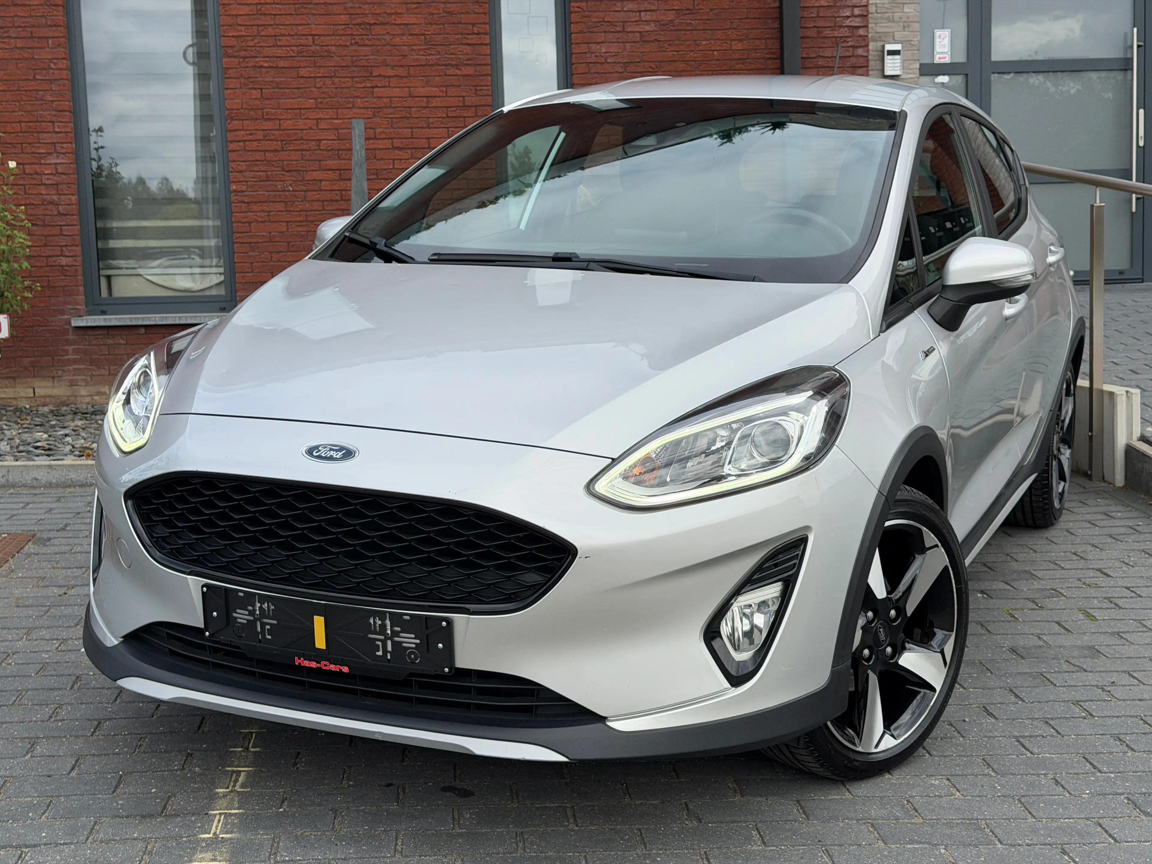 Ford Fiesta Active ( 1.0 Ecoboost ) 85Ch ( 103.057Km ) CT Ok ( Feuille rose ) — photo 3