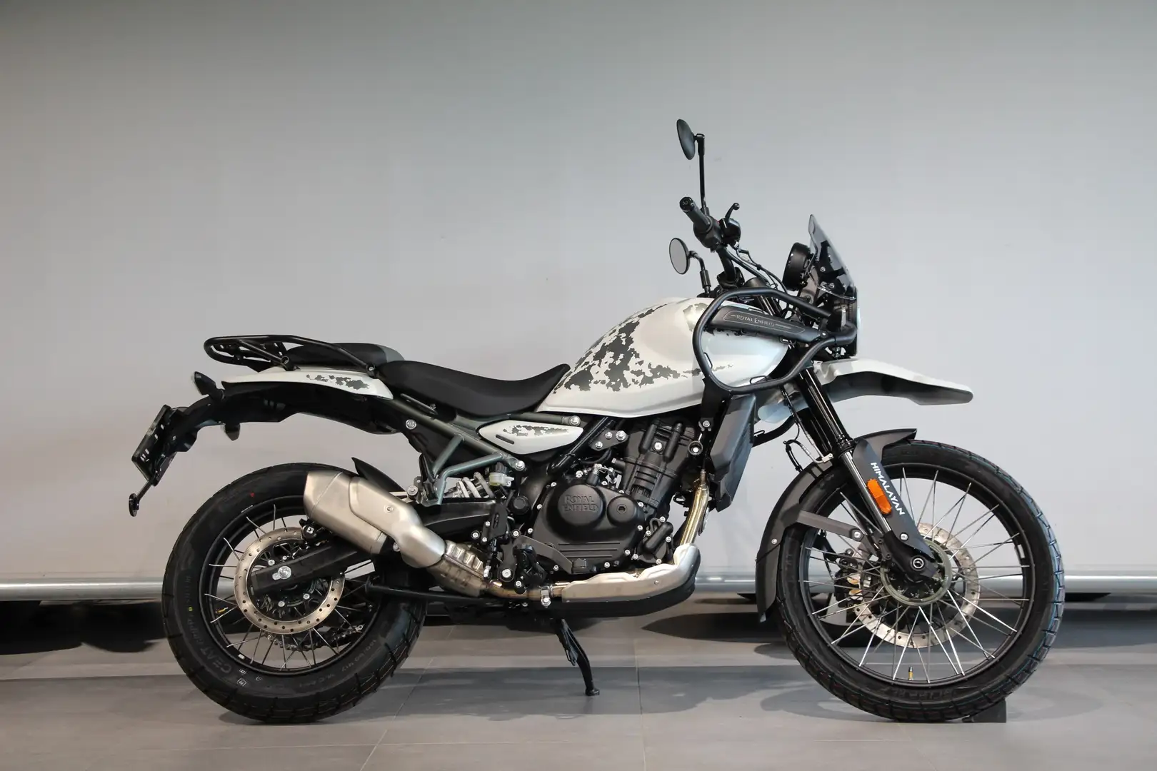 Royal Enfield Himalayan 452 TUBELESS Alb - 1