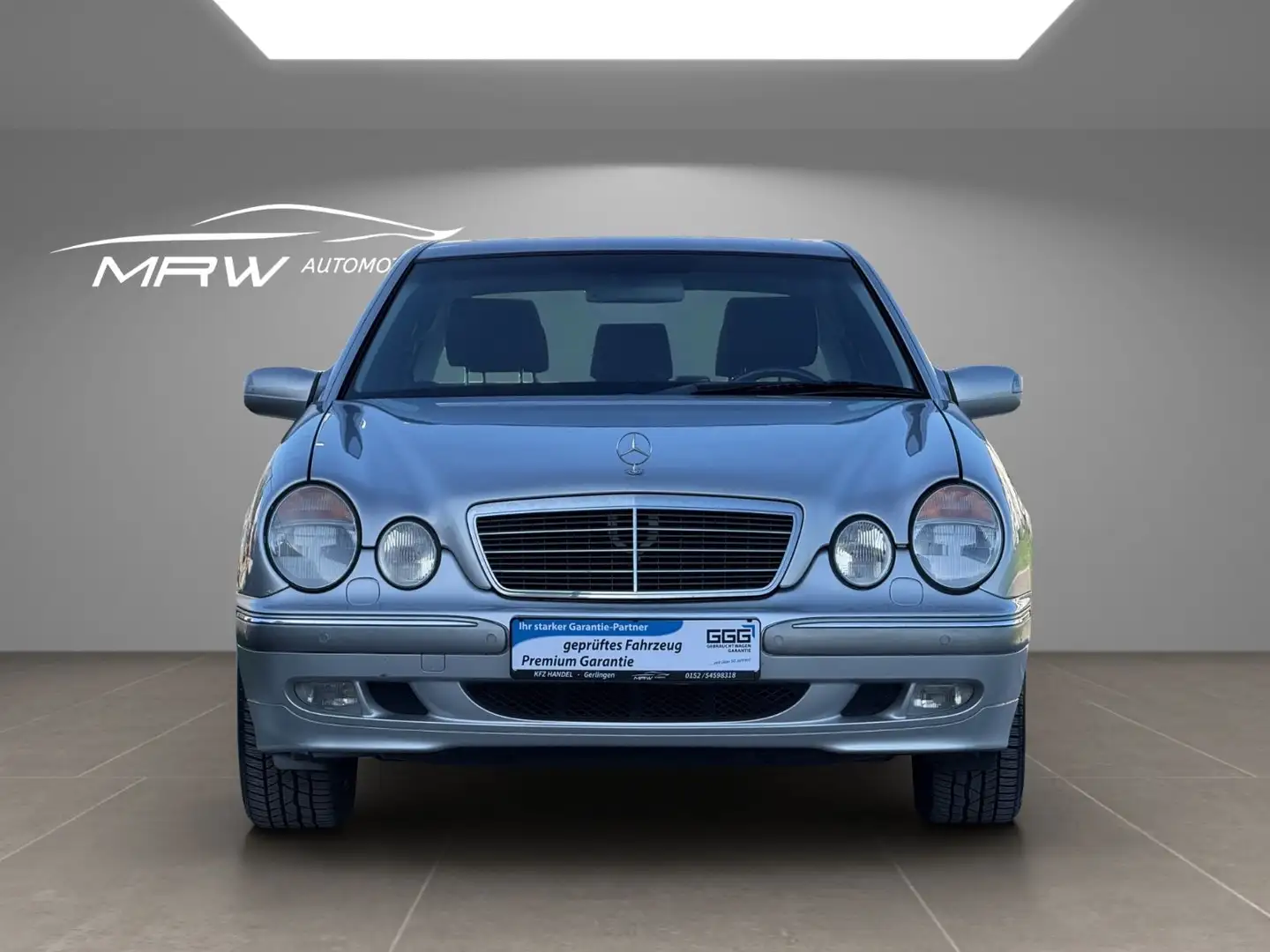 Mercedes-Benz E 280 4MATIC*KEIN ROST*VOLLAUSTATTUNG*1.HAND Argento - 2