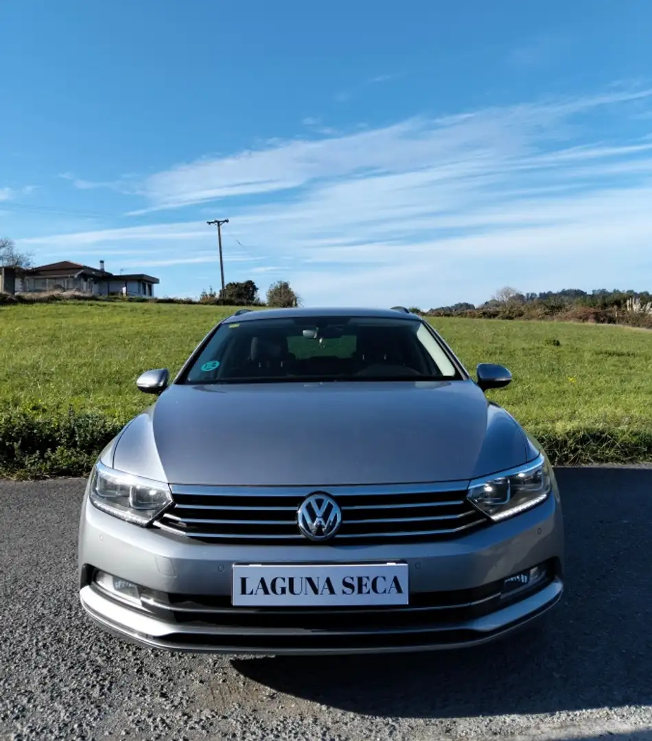 Volkswagen Passat Variant 2.0TDI BMT Advance 4M 110kW Gris - 2