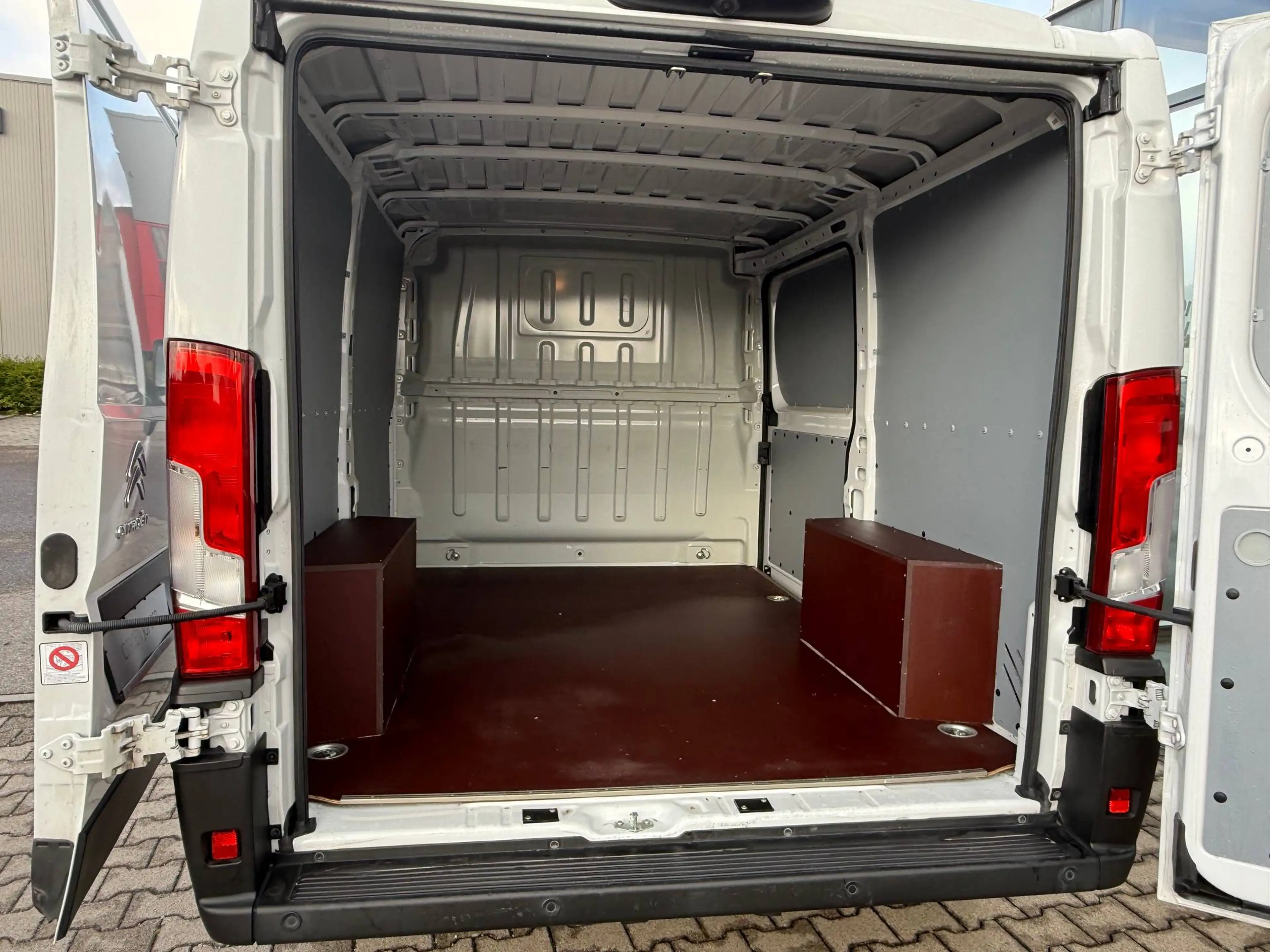 Citroen Jumper 30 L1H1 BlueHDi 120 Club — photo 9