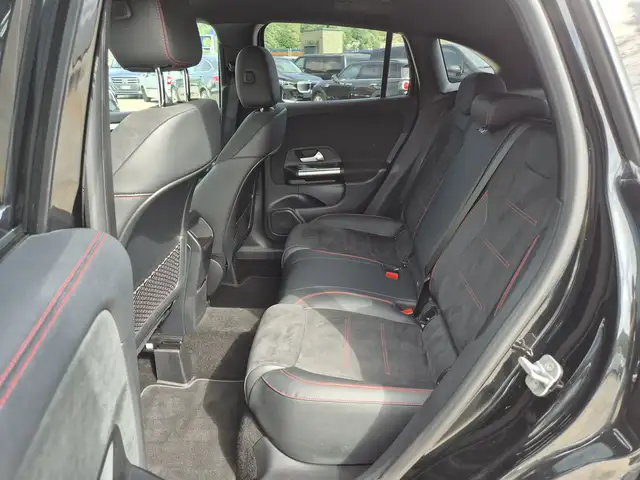 Mercedes-Benz Gla view 7