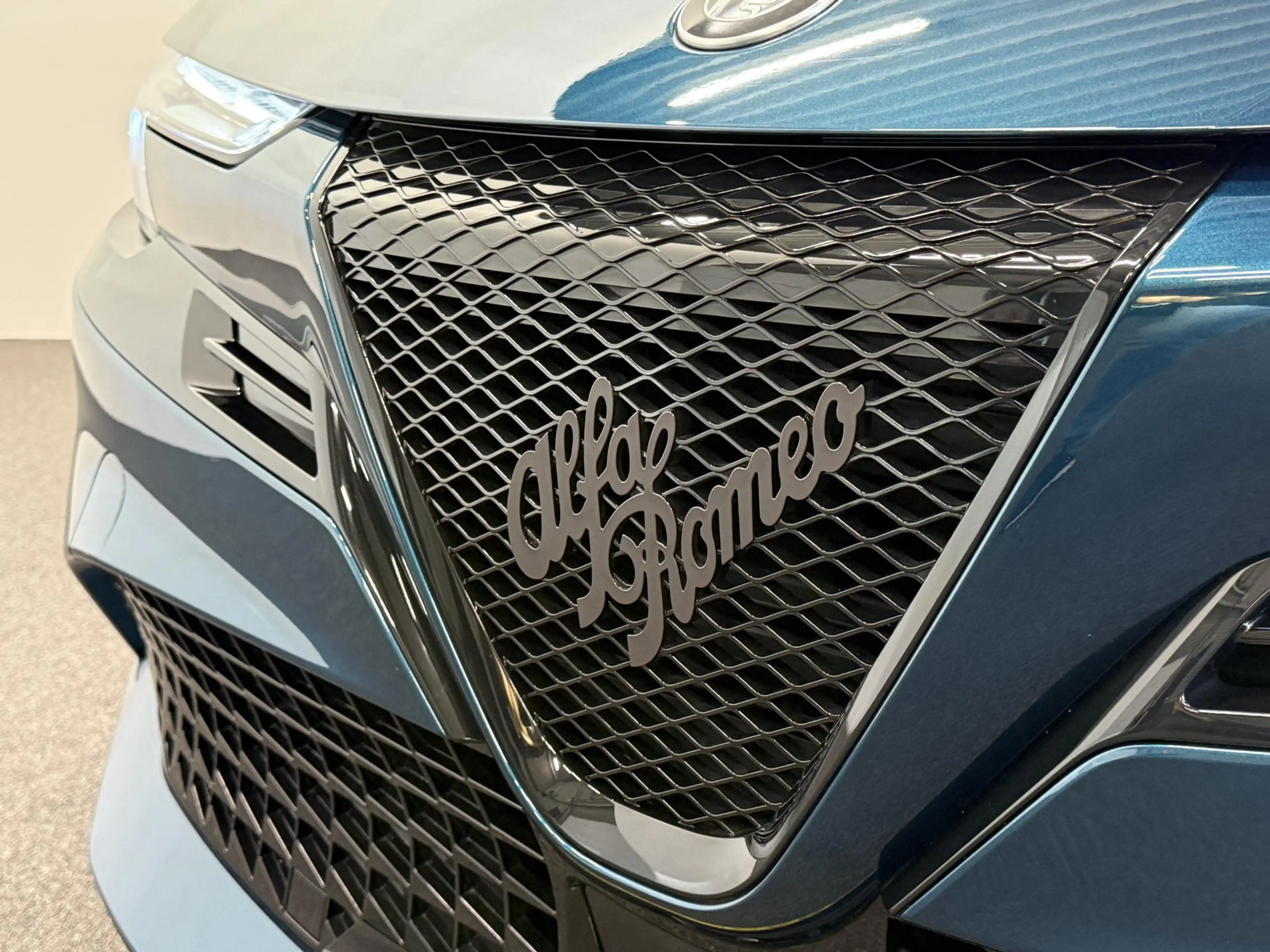 Alfa Romeo Junior Elettrica Automaat 156PK Adaptieve Cruise Control — photo 33