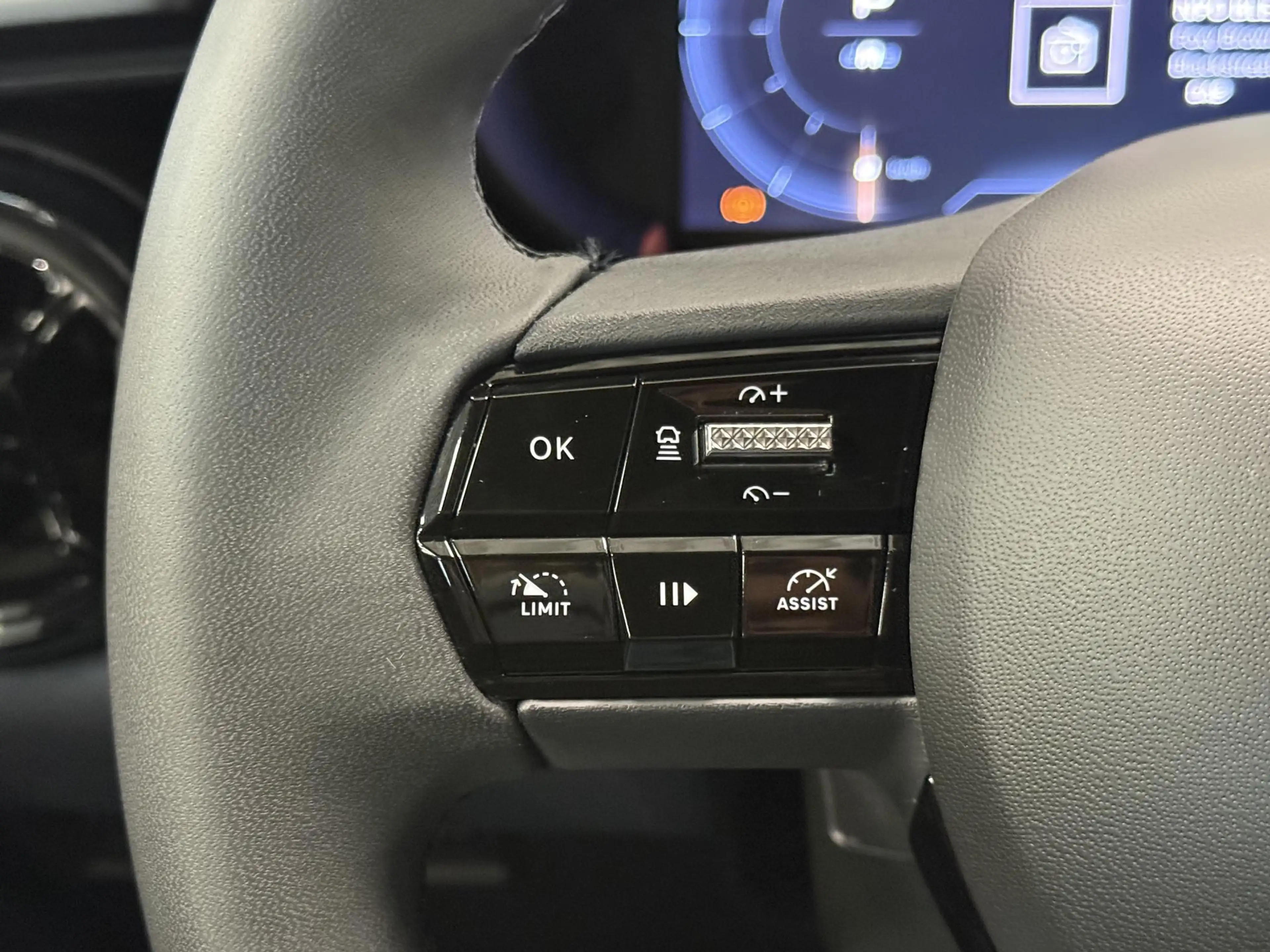 Alfa Romeo Junior Elettrica Automaat 156PK Adaptieve Cruise Control — photo 24
