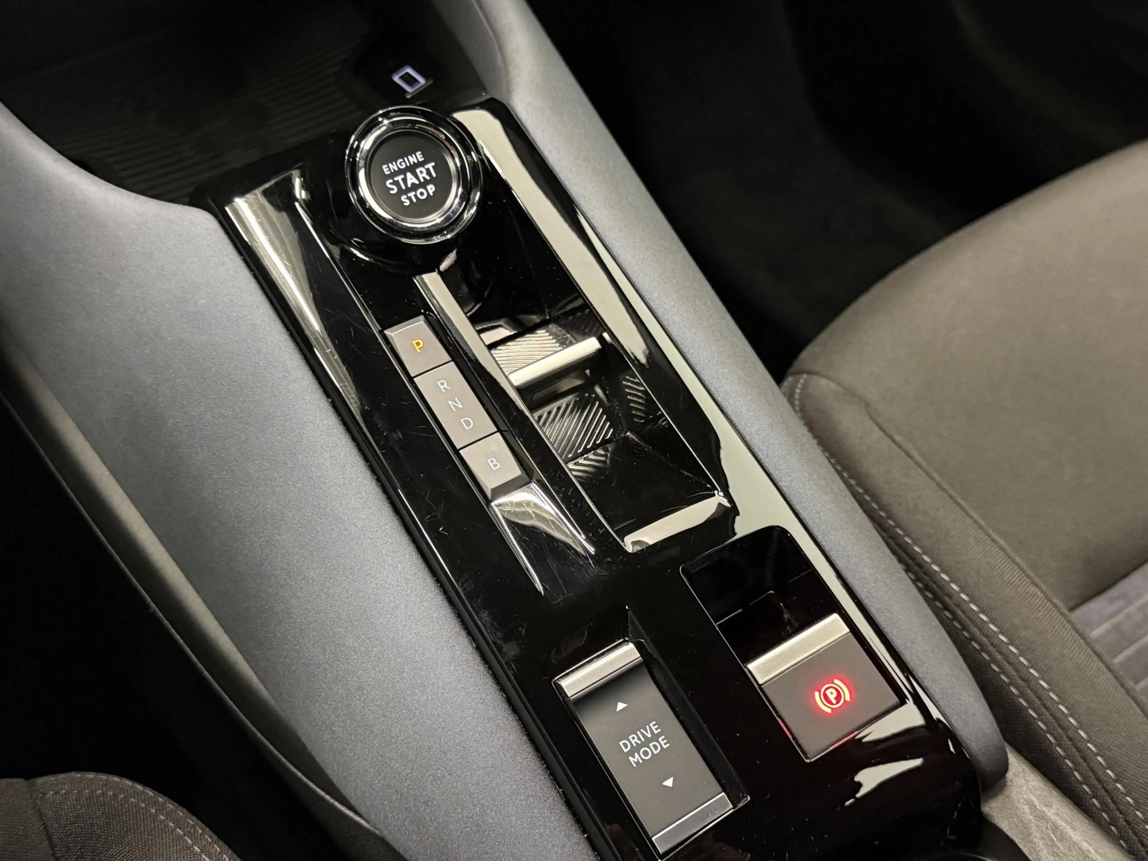Alfa Romeo Junior Elettrica Automaat 156PK Adaptieve Cruise Control — photo 26