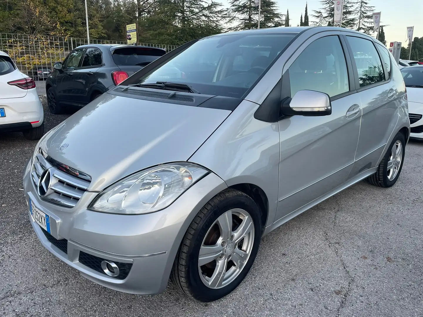 Mercedes-Benz A 180 Classe A - W/C 169 cdi Avantgarde FL Navi Argent - 1