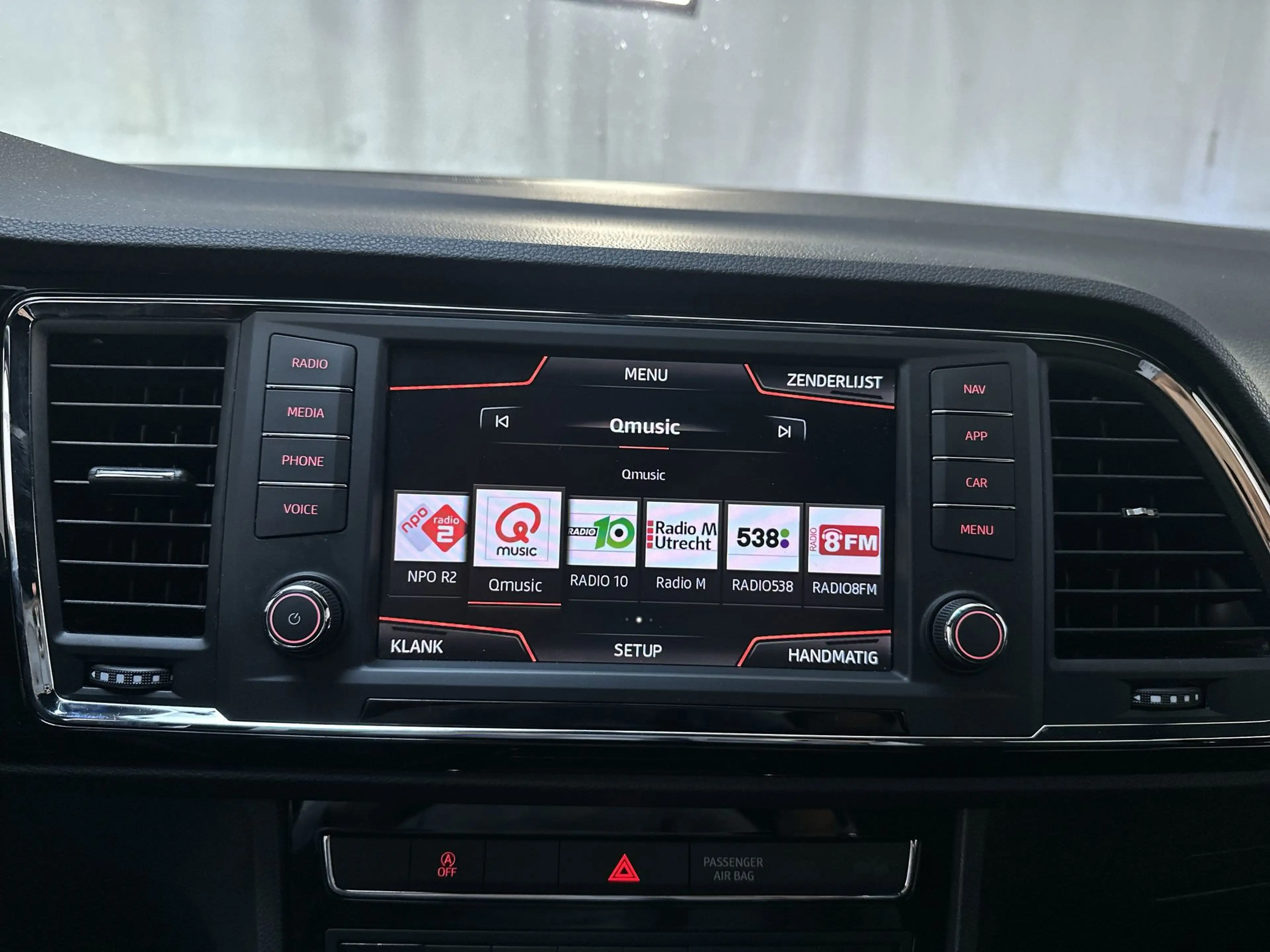 SEAT Ateca 1.4 EcoTSI 150pk 6-bak FR Alcantara Navigatie Park — photo 20