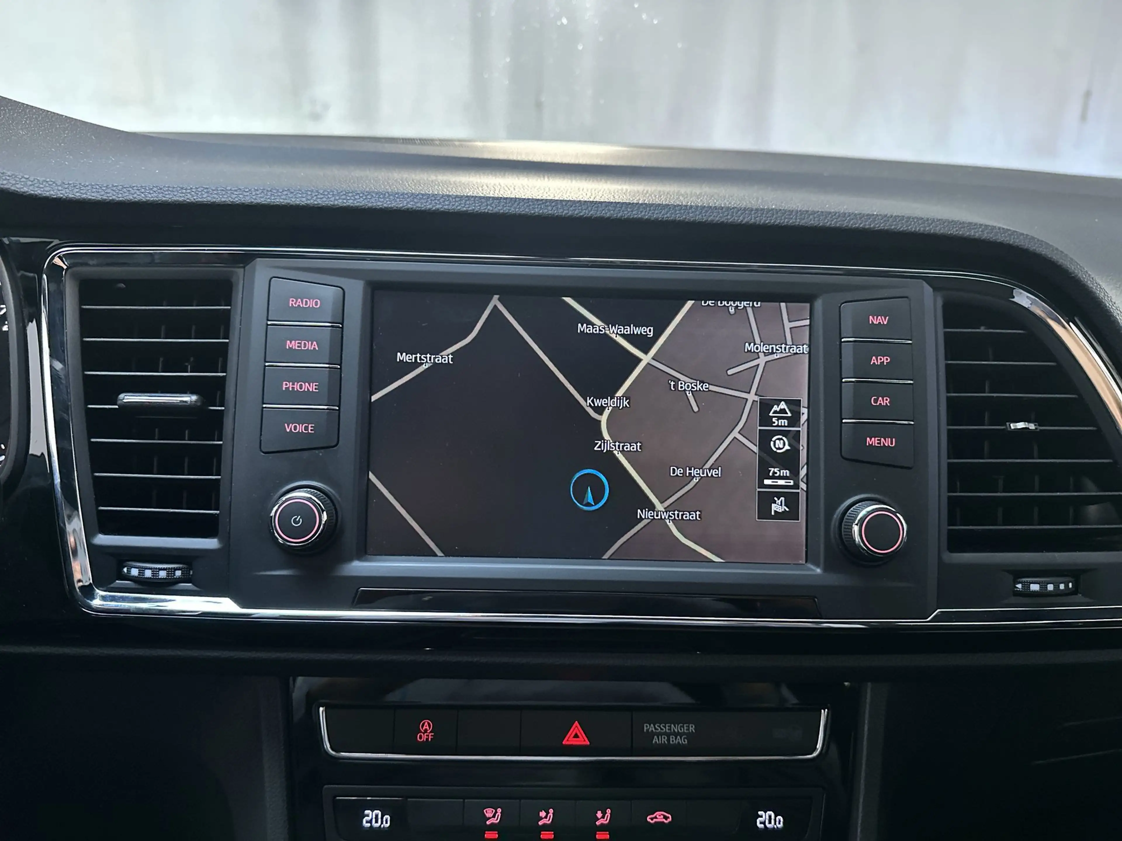 SEAT Ateca 1.4 EcoTSI 150pk 6-bak FR Alcantara Navigatie Park — photo 9