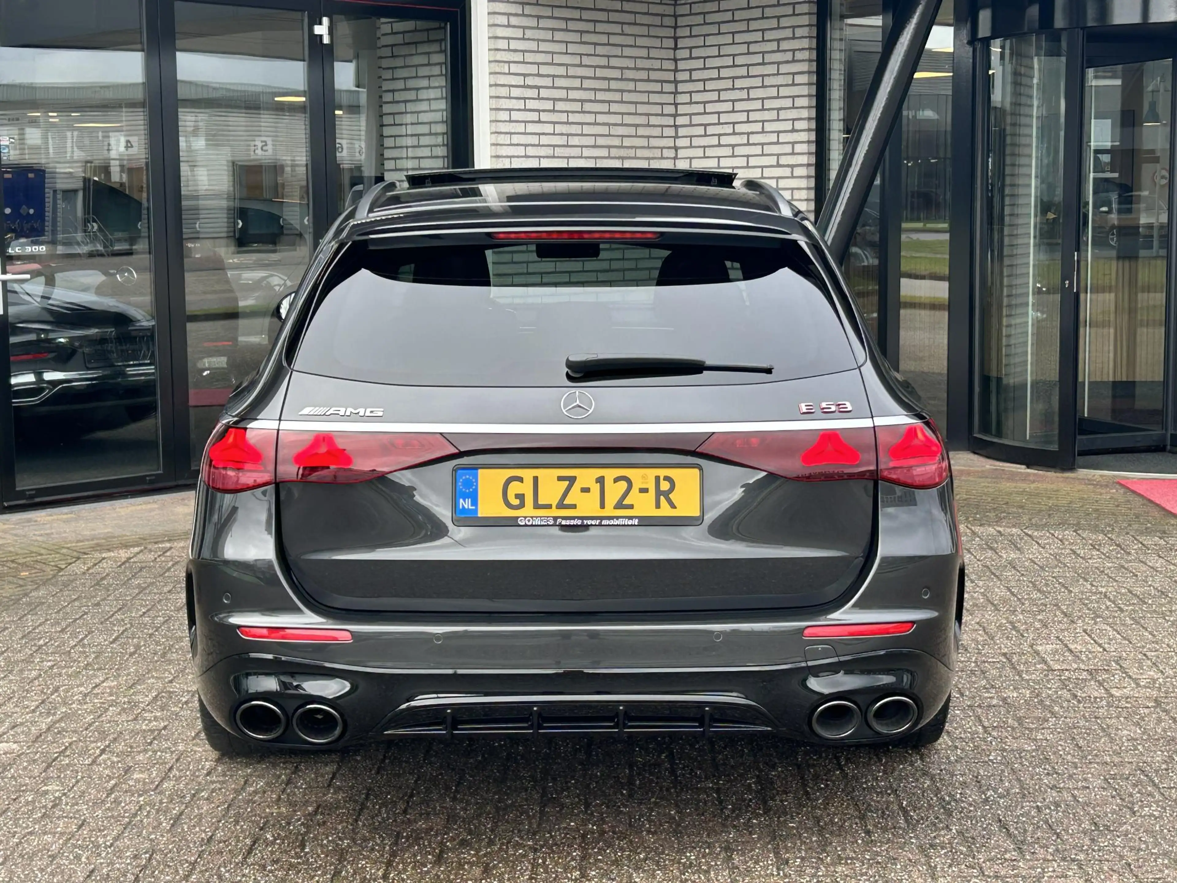 Mercedes-Benz E 53 AMG Estate 4MATIC+ Night Edition | Superscreen | Panor — photo 15
