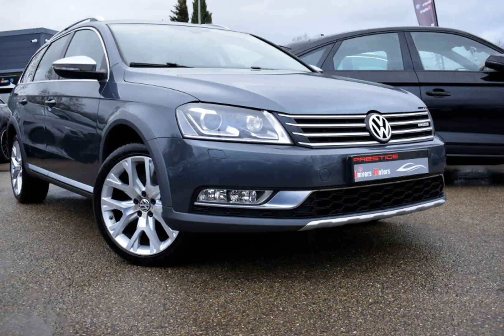 Volkswagen Passat Alltrack 2.0 TDI 140CH BLUEMOTION FAP Bleu - 1