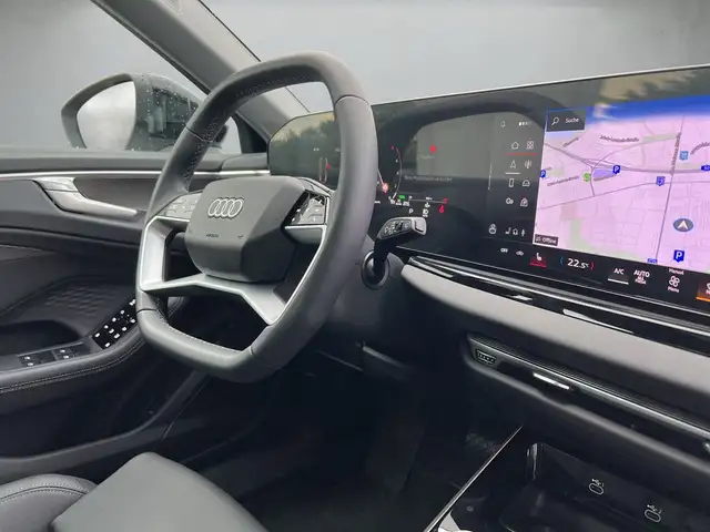Audi A6 view 8